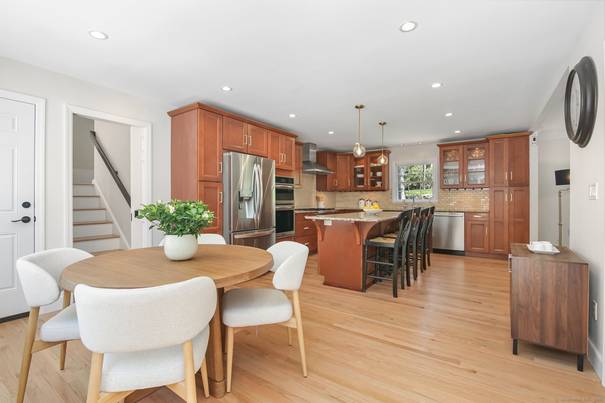 286 Indian Rock, New Canaan, Connecticut 06840