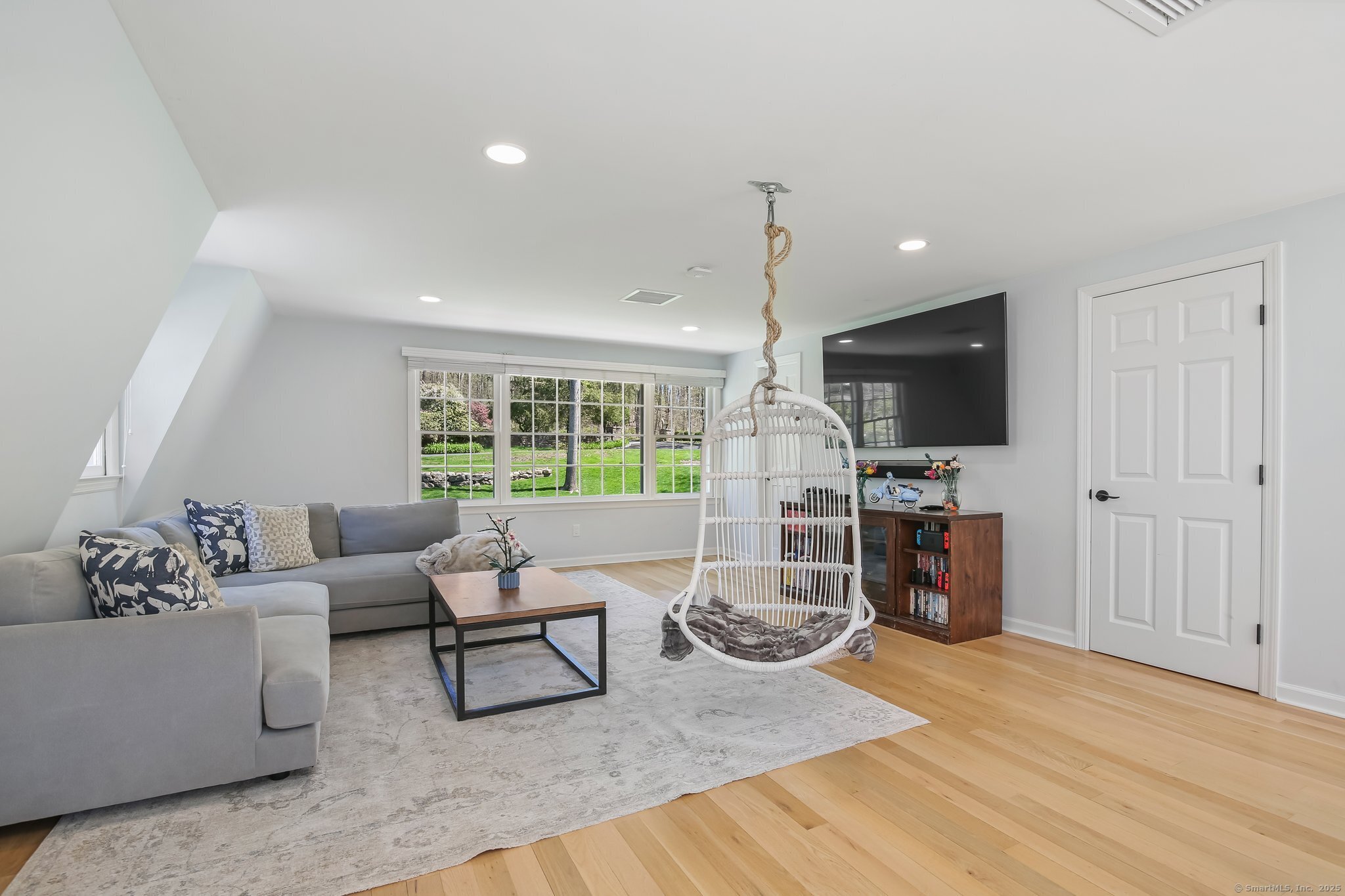 286 Indian Rock, New Canaan, Connecticut 06840