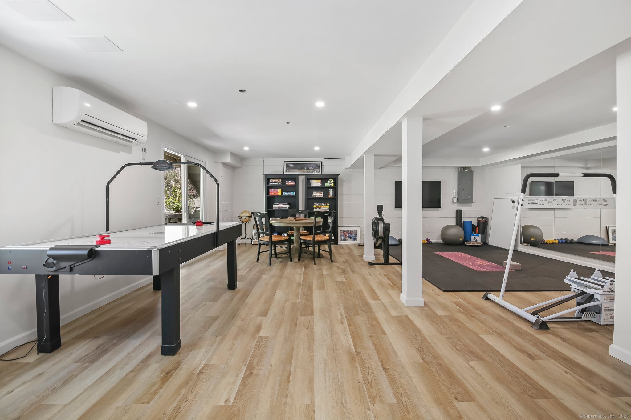 286 Indian Rock, New Canaan, Connecticut 06840