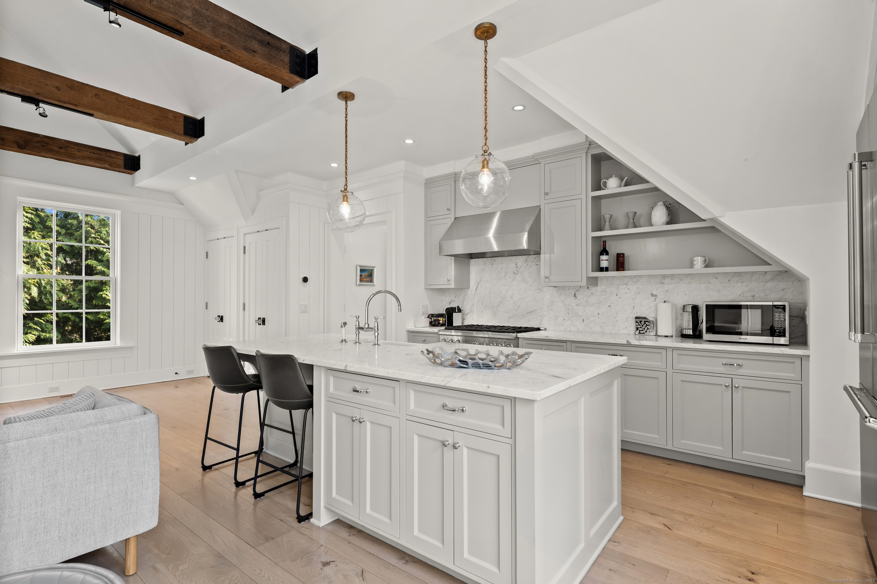 41 Jelliff Mill, New Canaan, Connecticut 06840