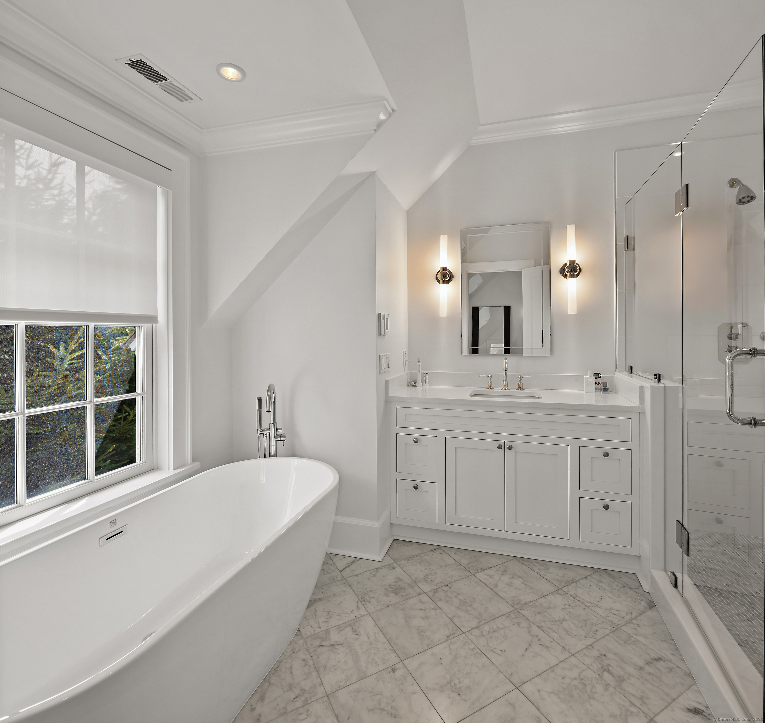 41 Jelliff Mill, New Canaan, Connecticut 06840