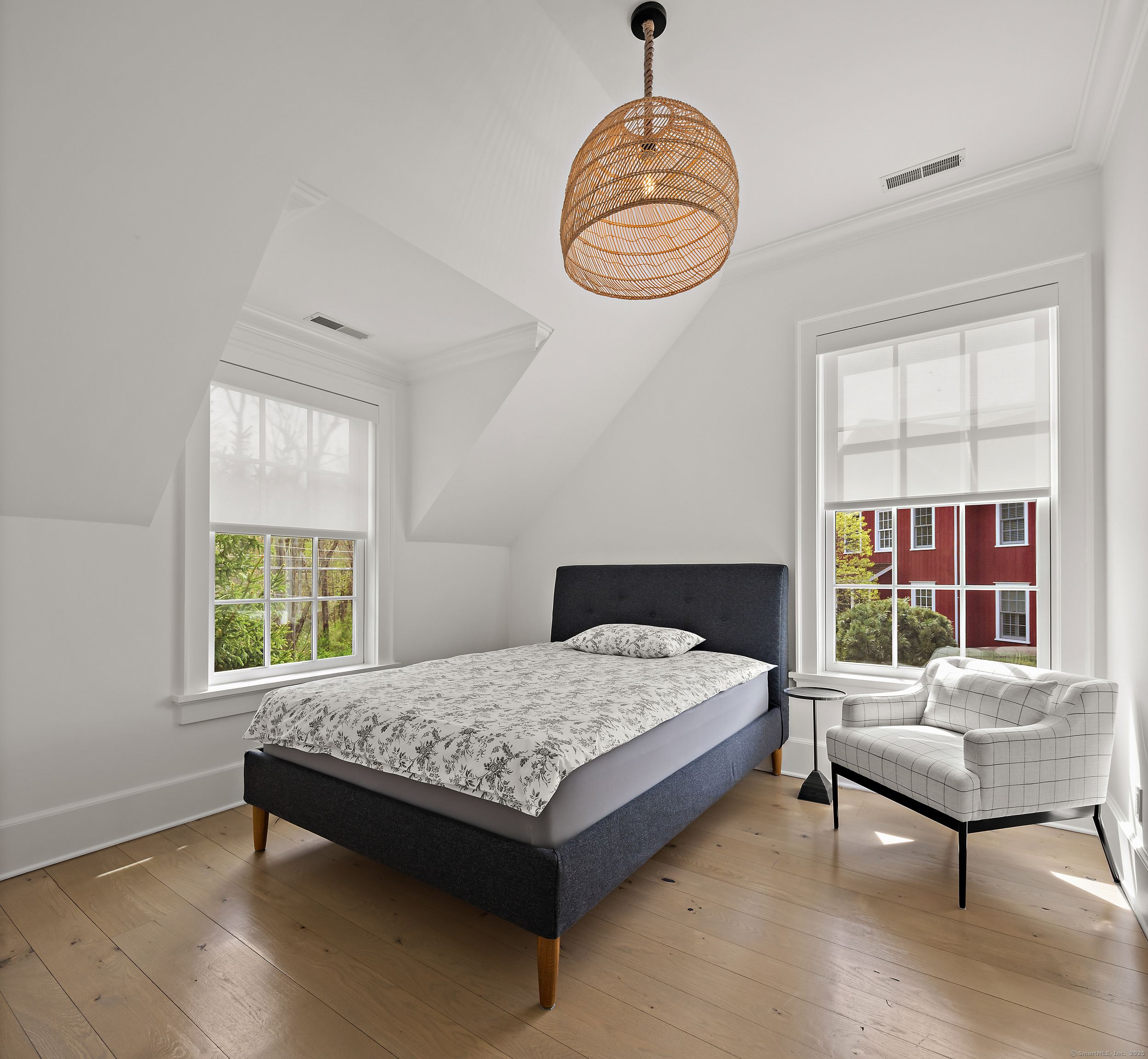 41 Jelliff Mill, New Canaan, Connecticut 06840