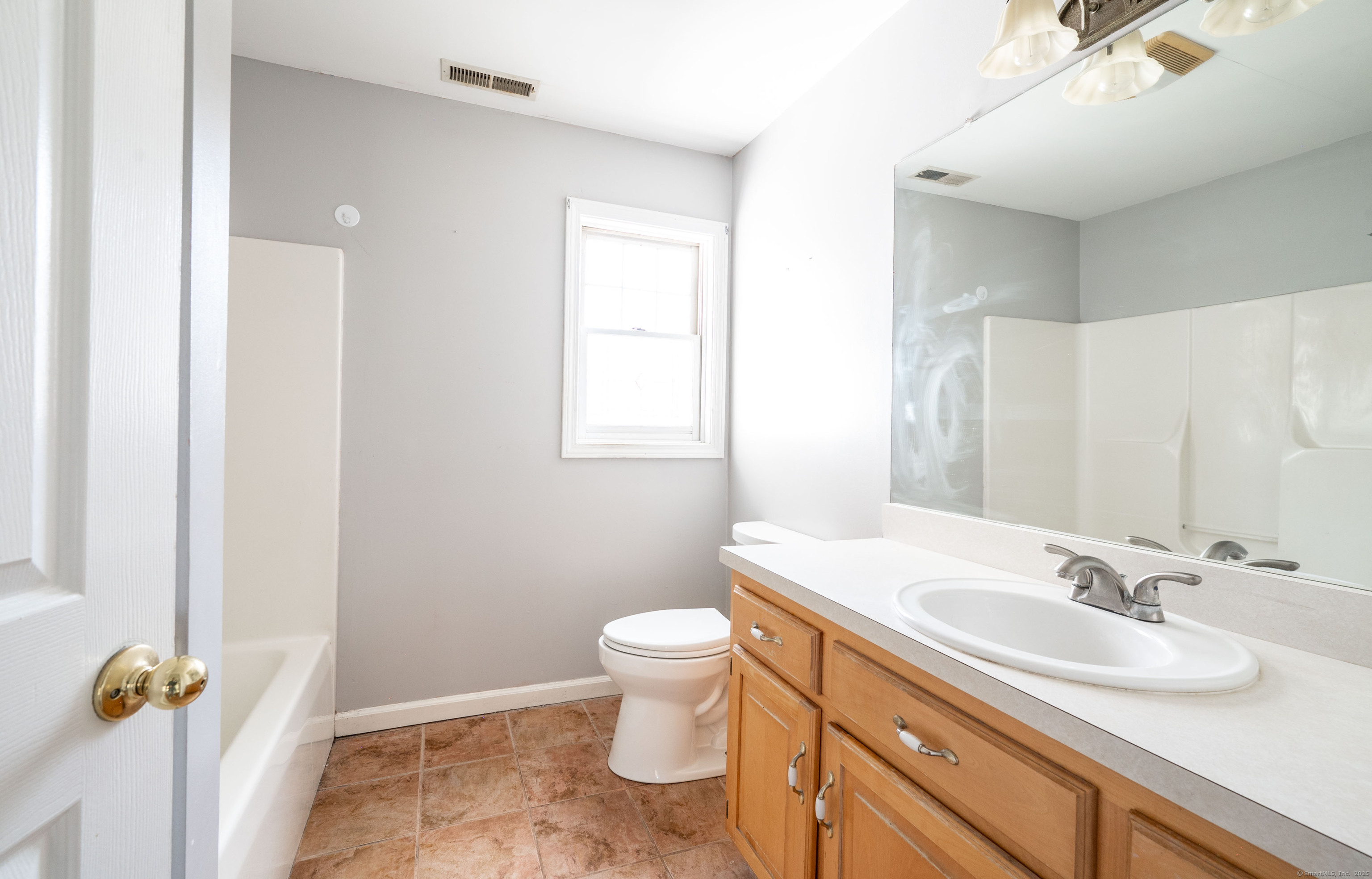 25 Stonegate, Southbury, Connecticut 06488