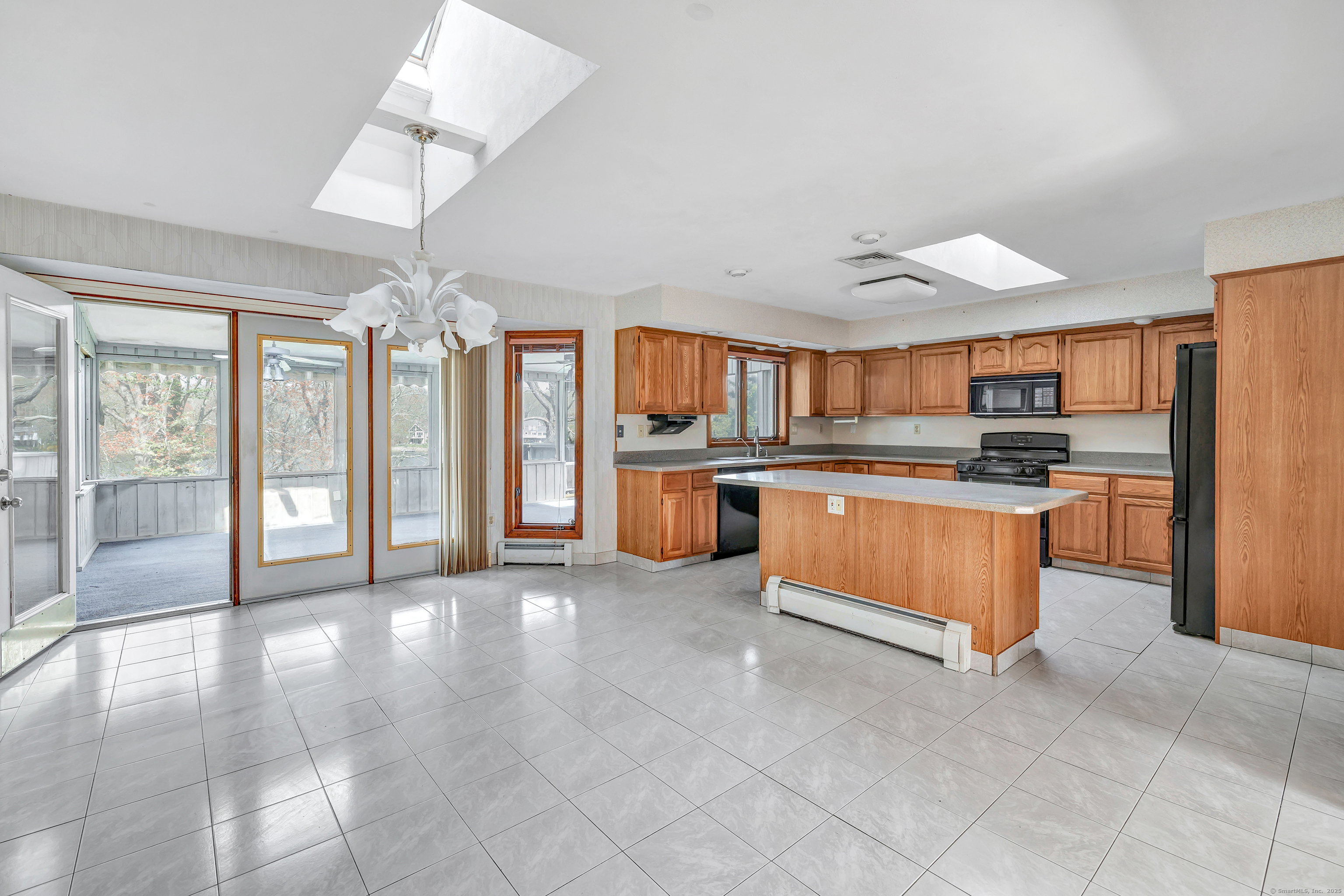 54 Flint Ridge, Monroe, Connecticut 06468