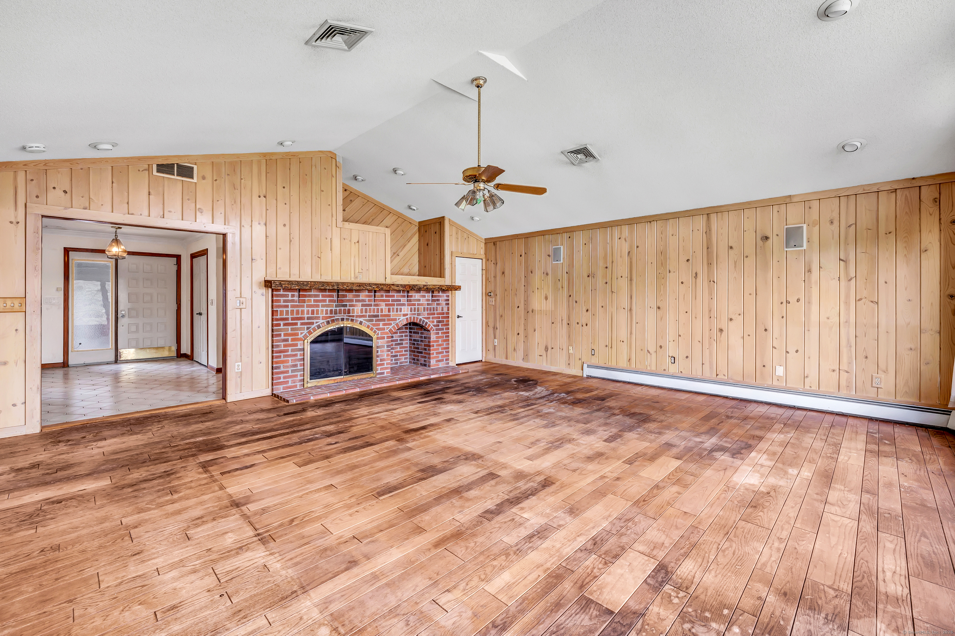 54 Flint Ridge, Monroe, Connecticut 06468