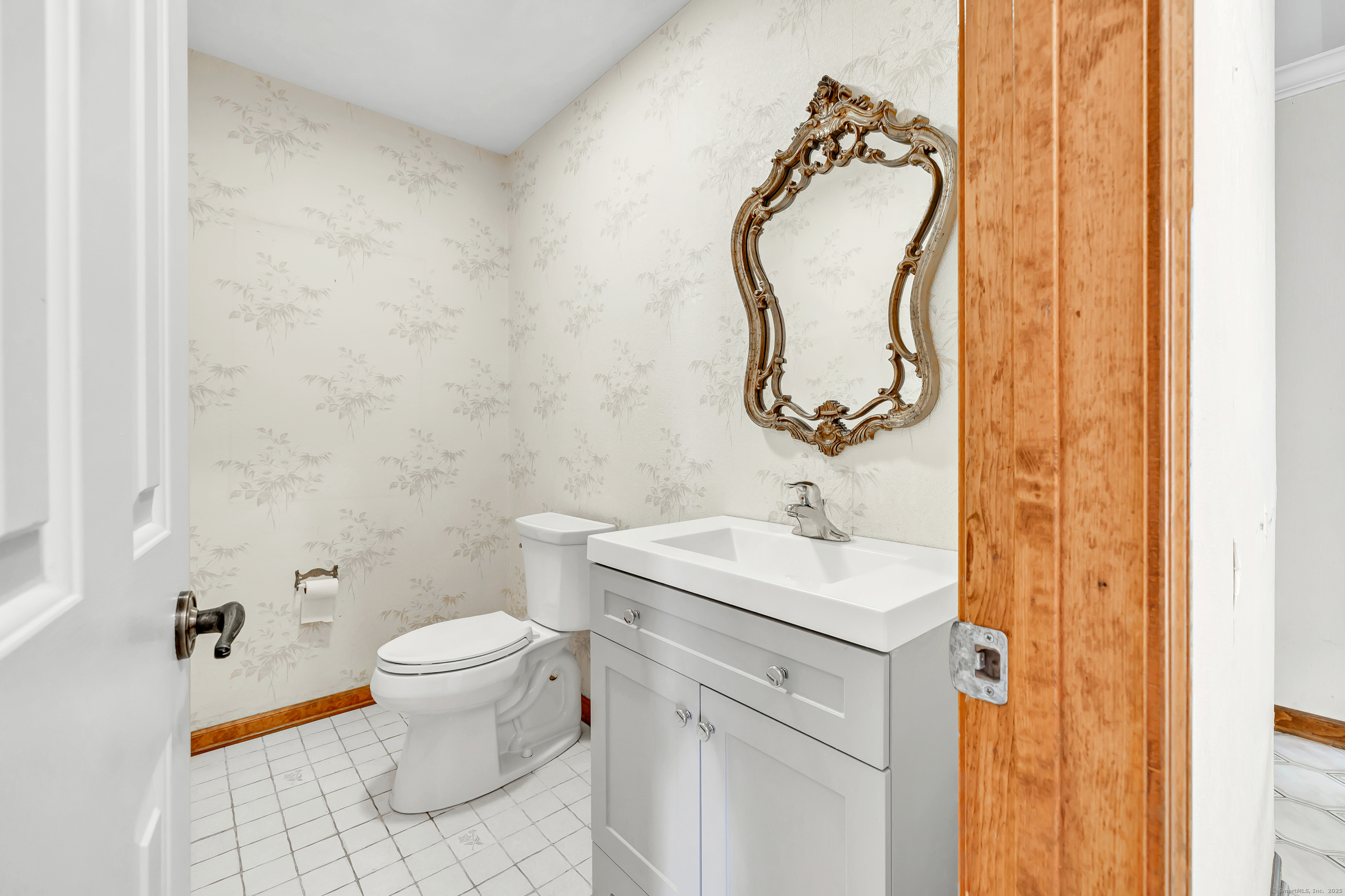 54 Flint Ridge, Monroe, Connecticut 06468