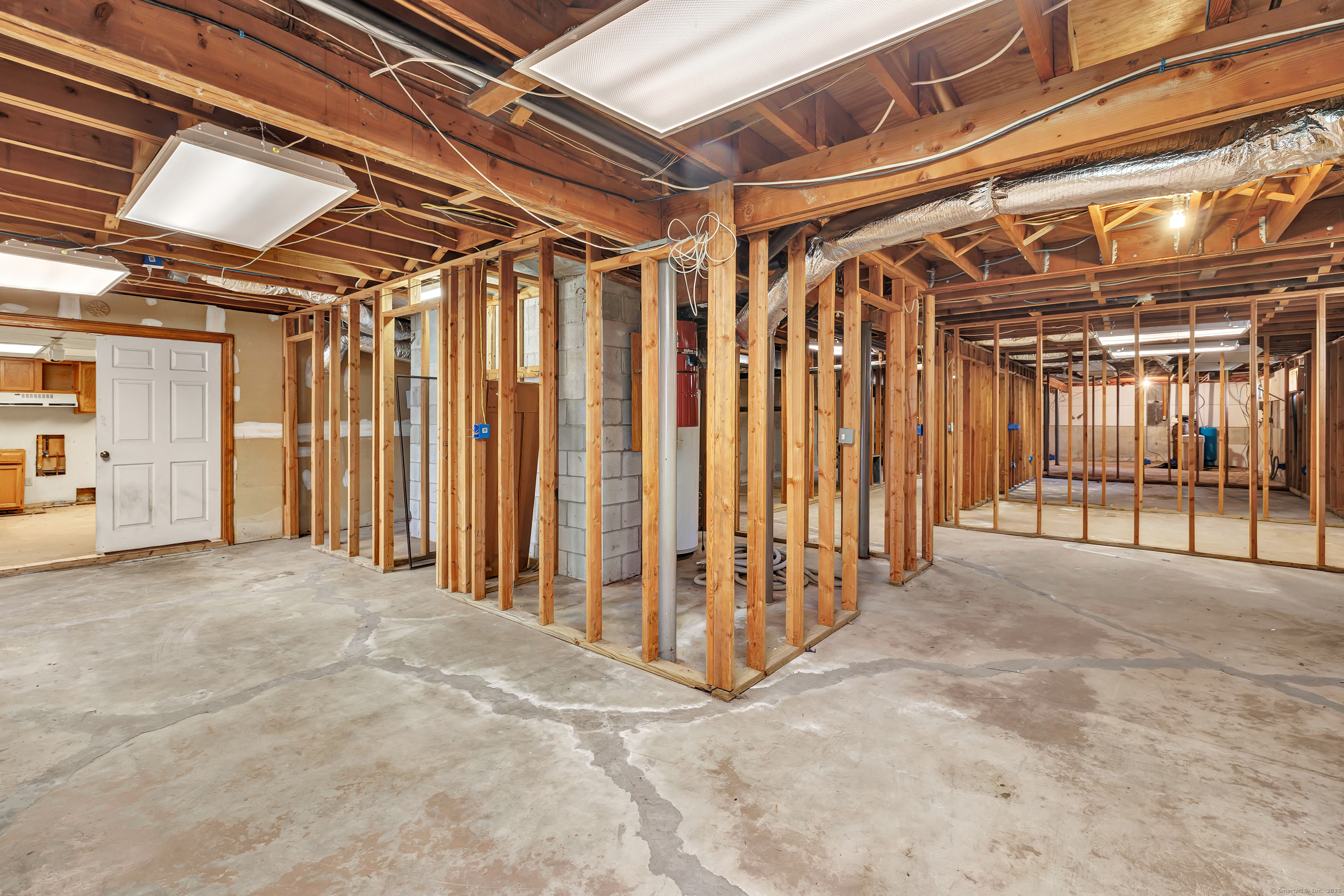 54 Flint Ridge, Monroe, Connecticut 06468