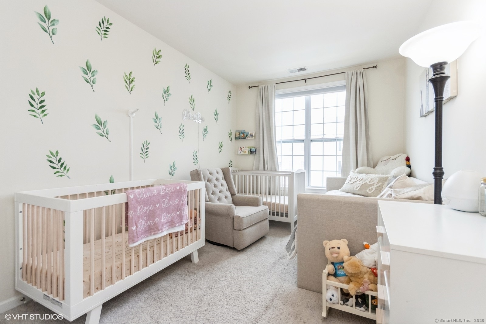 1026 Country View, Danbury, Connecticut 06810