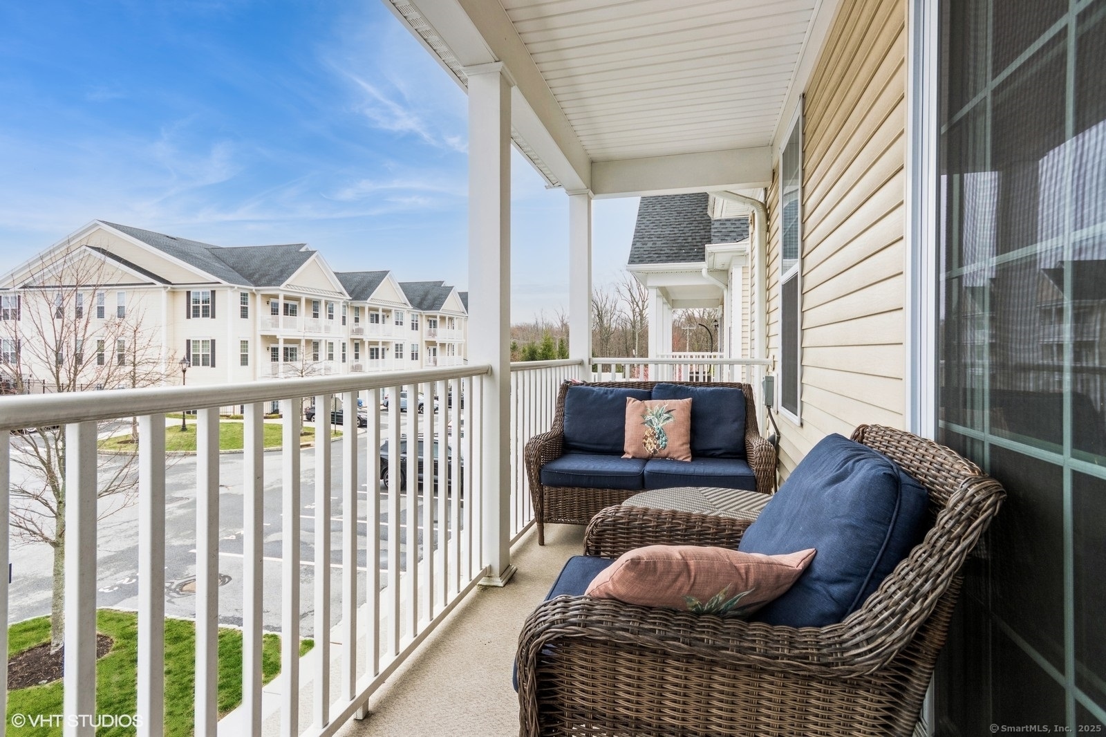 1026 Country View, Danbury, Connecticut 06810