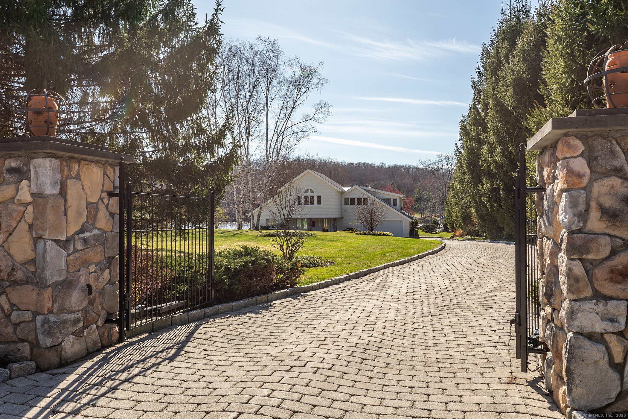18 Arrow Point, Warren, Connecticut 06777