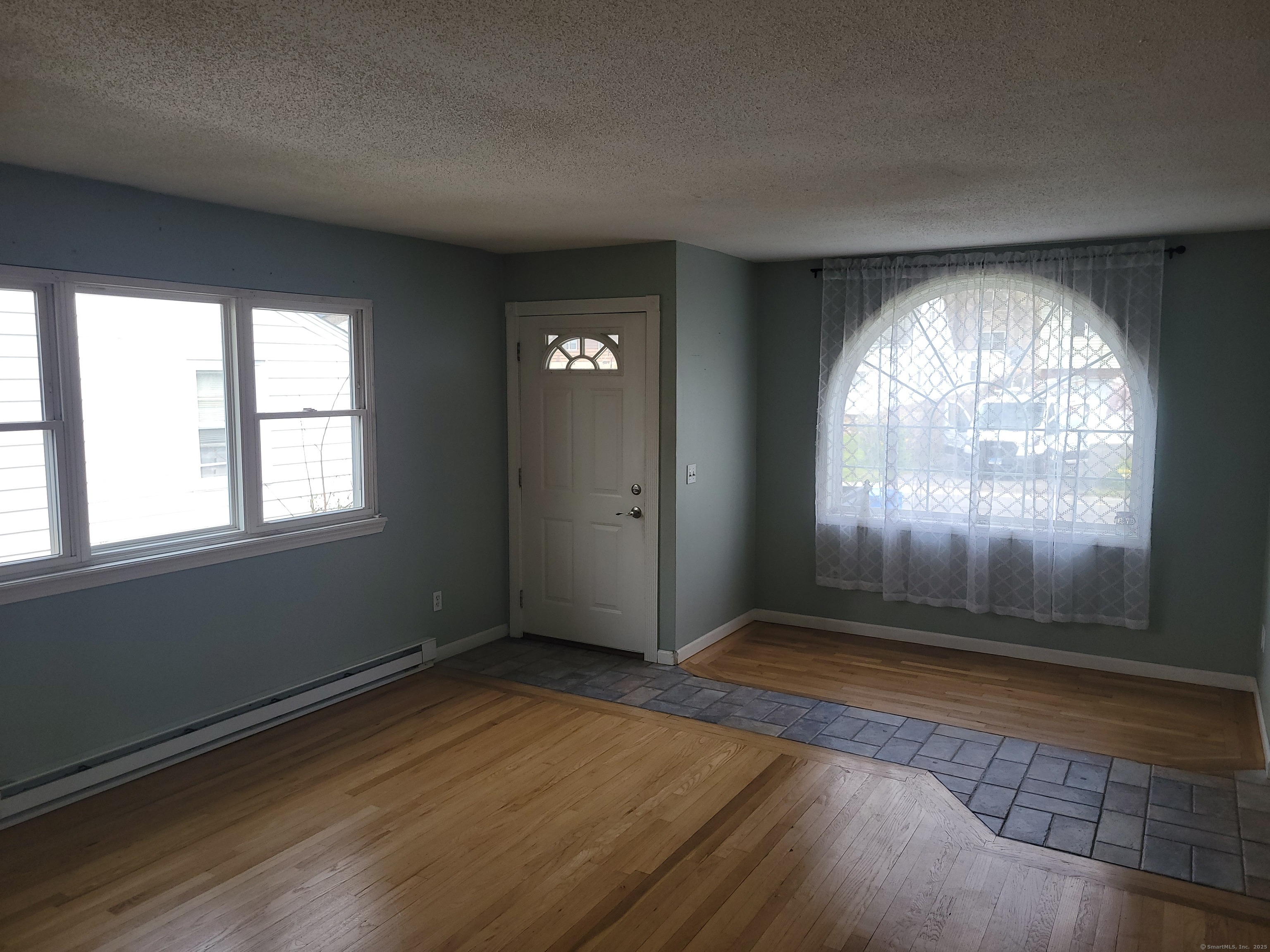 66 Macnamara, Waterbury, Connecticut 06708