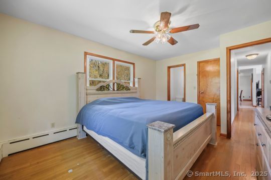 239 Pearl, Seymour, Connecticut 06483