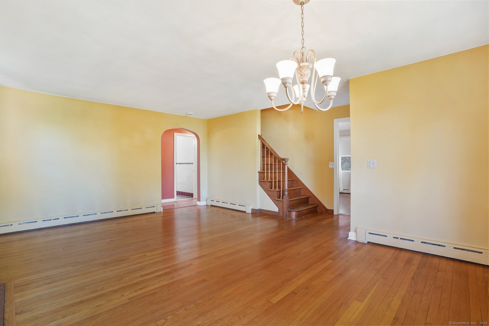 83 Guilford, Trumbull, Connecticut 06611