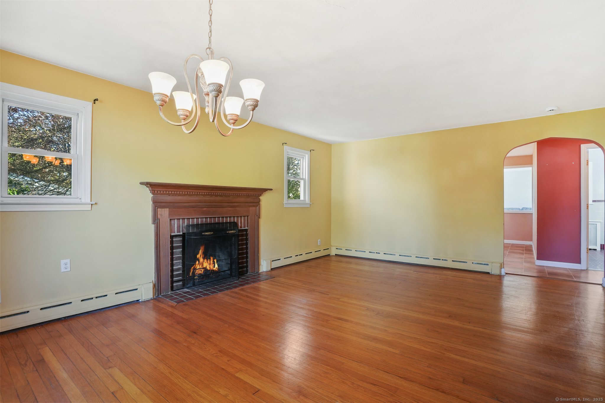 83 Guilford, Trumbull, Connecticut 06611