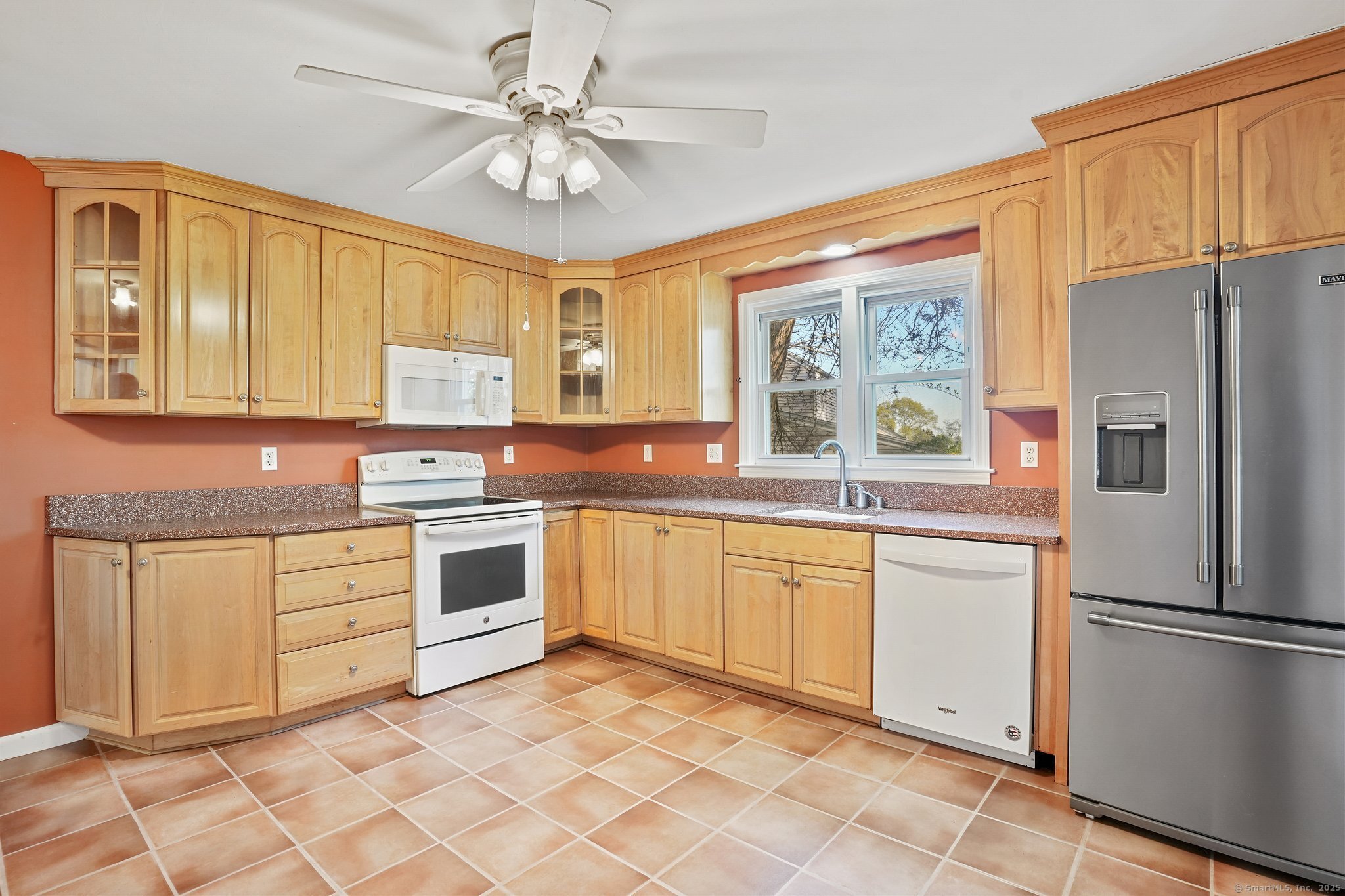 83 Guilford, Trumbull, Connecticut 06611