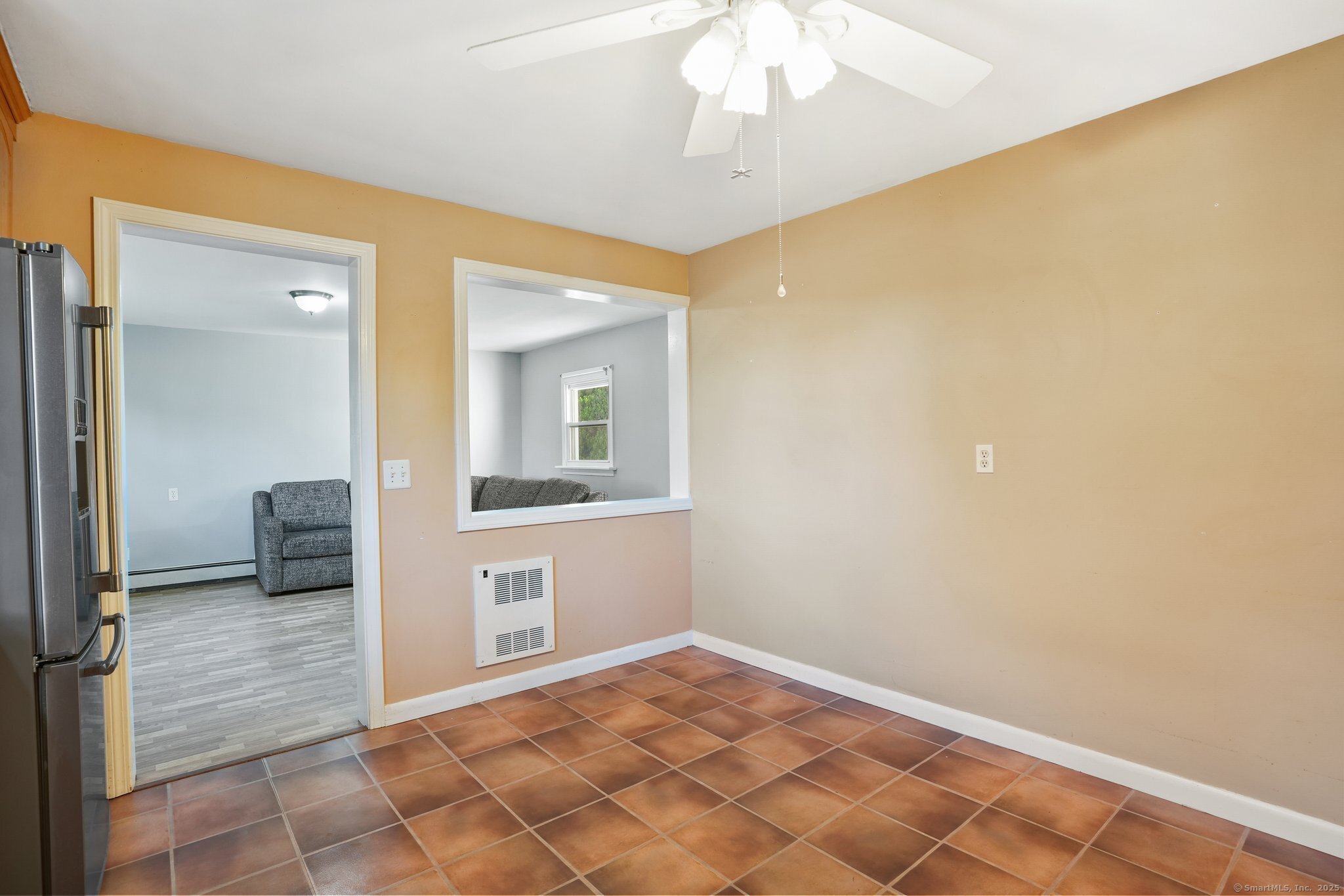 83 Guilford, Trumbull, Connecticut 06611