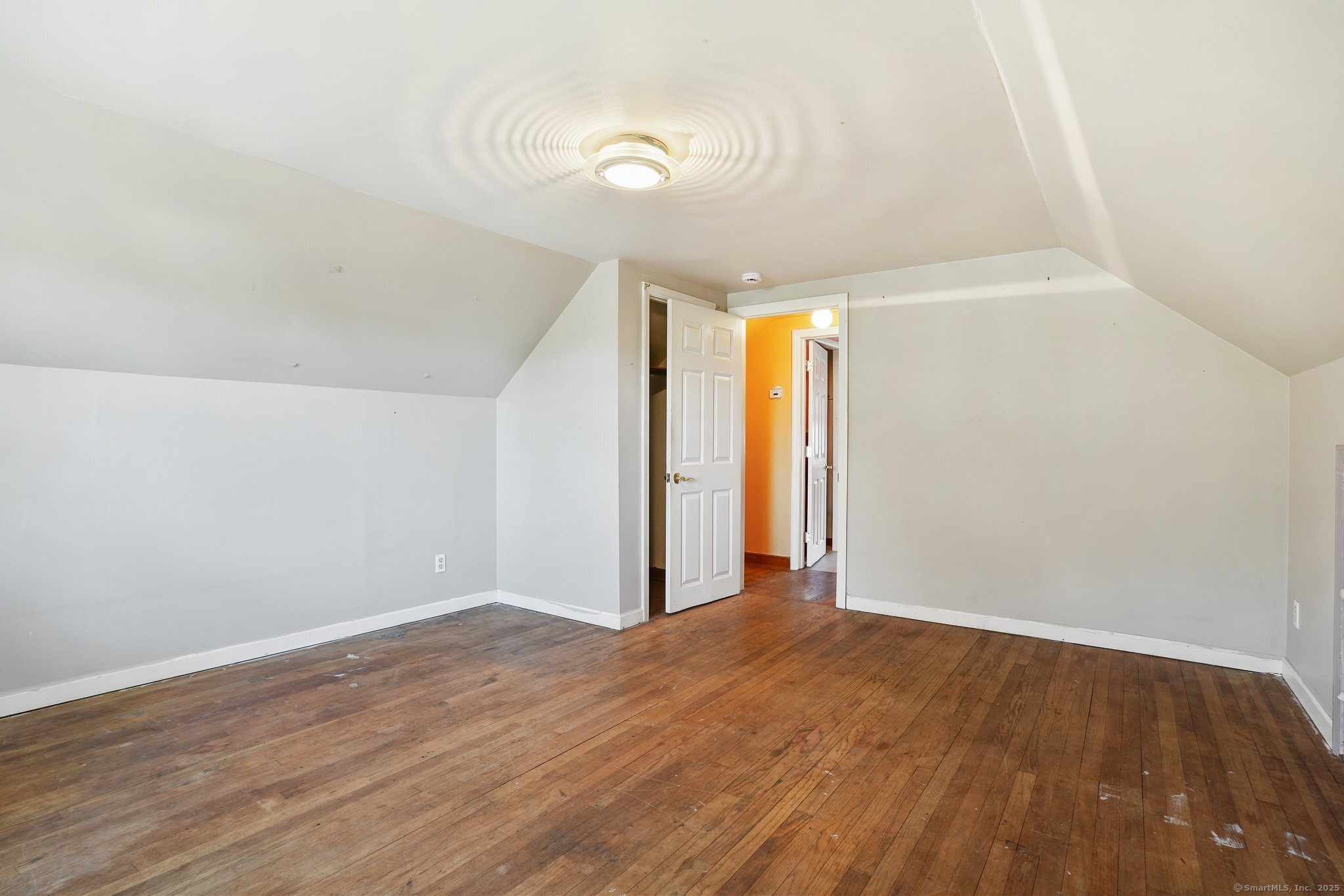 83 Guilford, Trumbull, Connecticut 06611