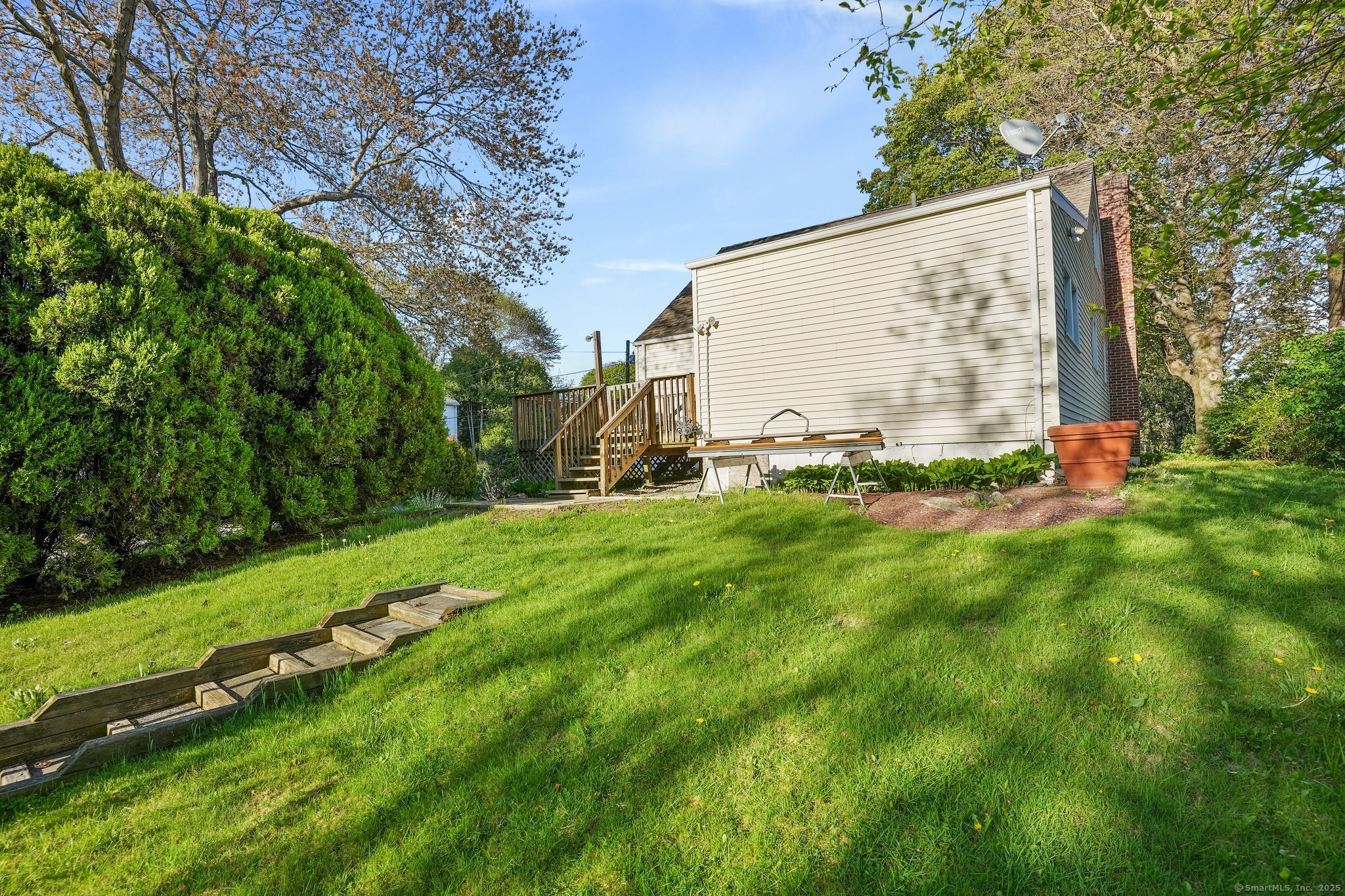 83 Guilford, Trumbull, Connecticut 06611
