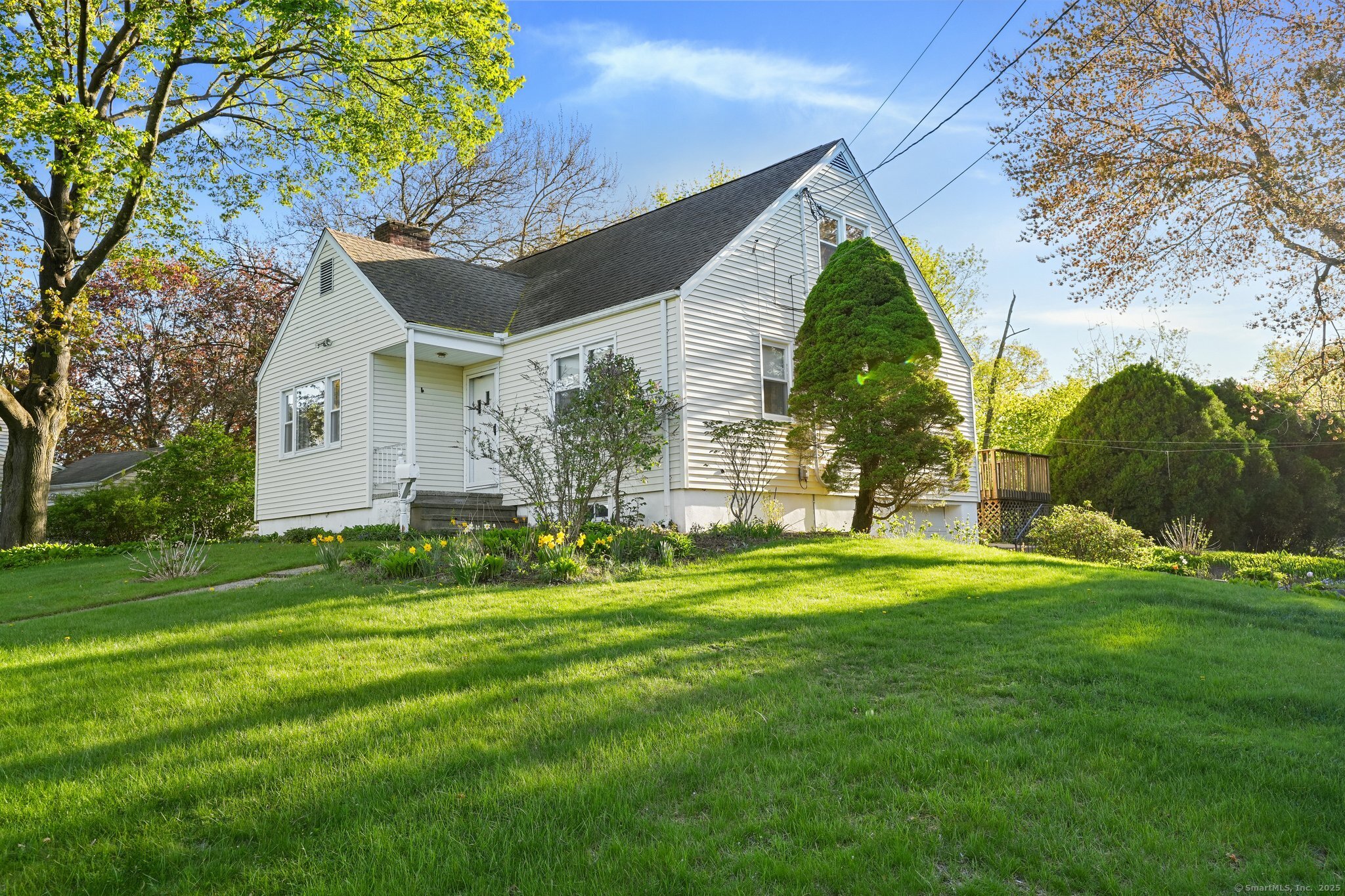 83 Guilford, Trumbull, Connecticut 06611