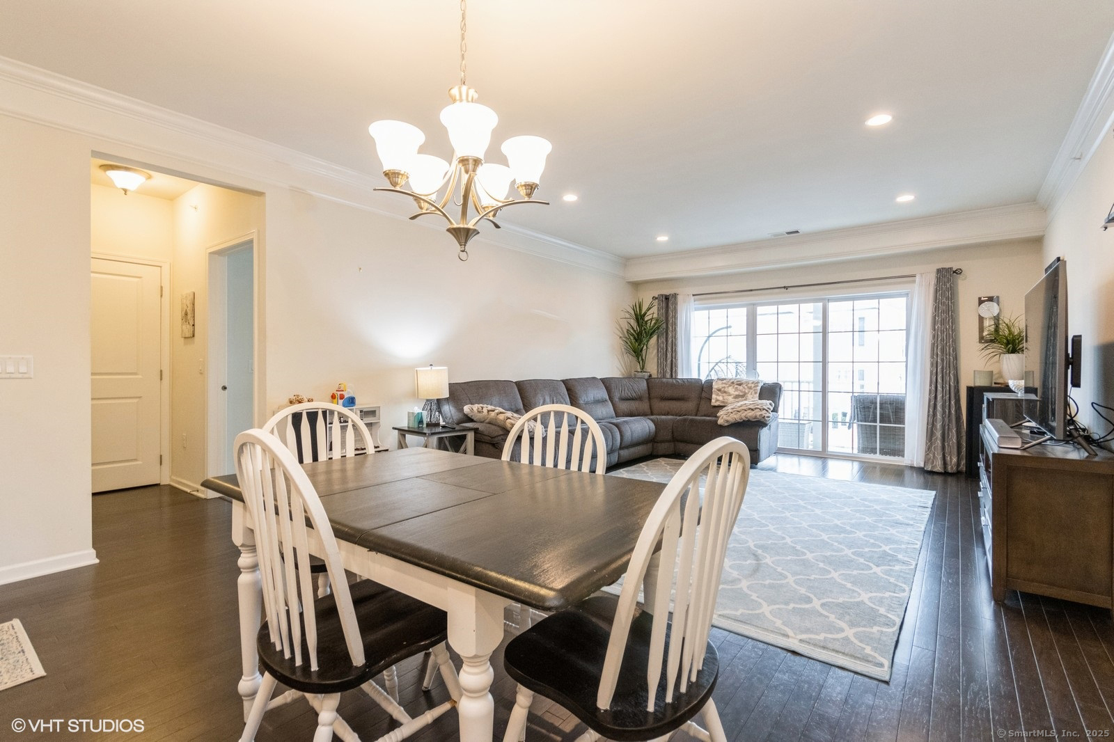 1026 Country View, Danbury, Connecticut 06810