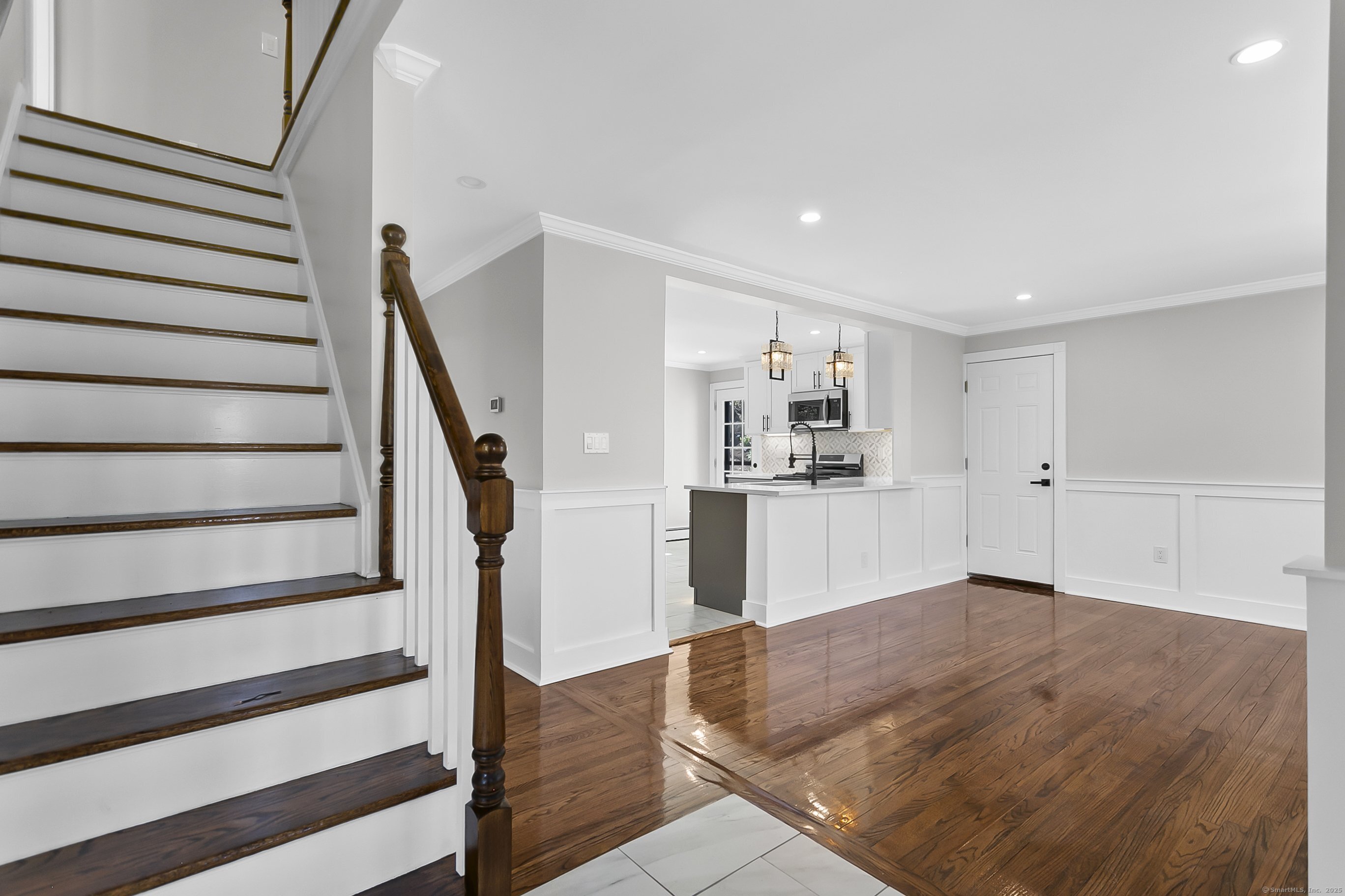 627 High Ridge, Orange, Connecticut 06477