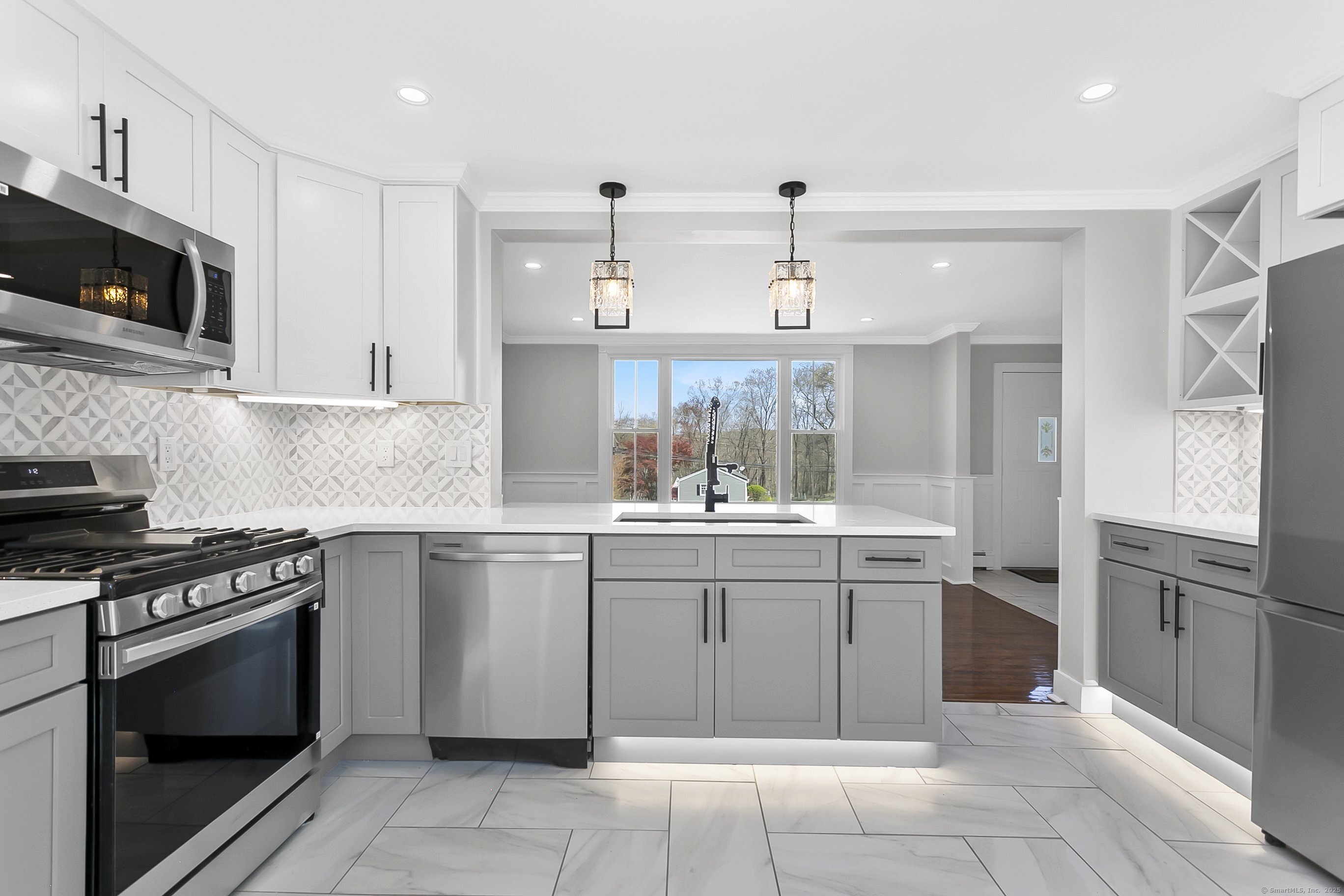 627 High Ridge, Orange, Connecticut 06477