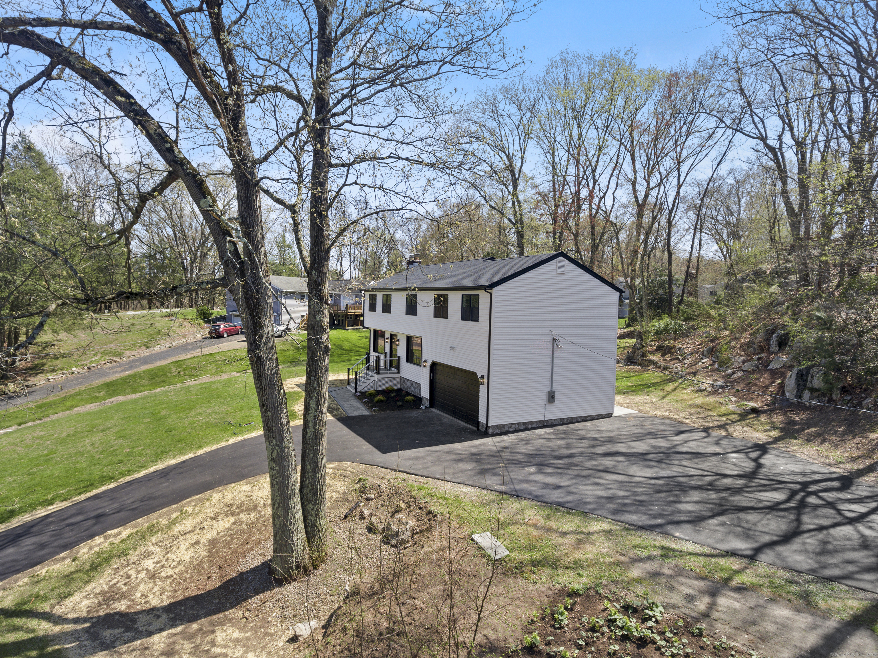 627 High Ridge, Orange, Connecticut 06477