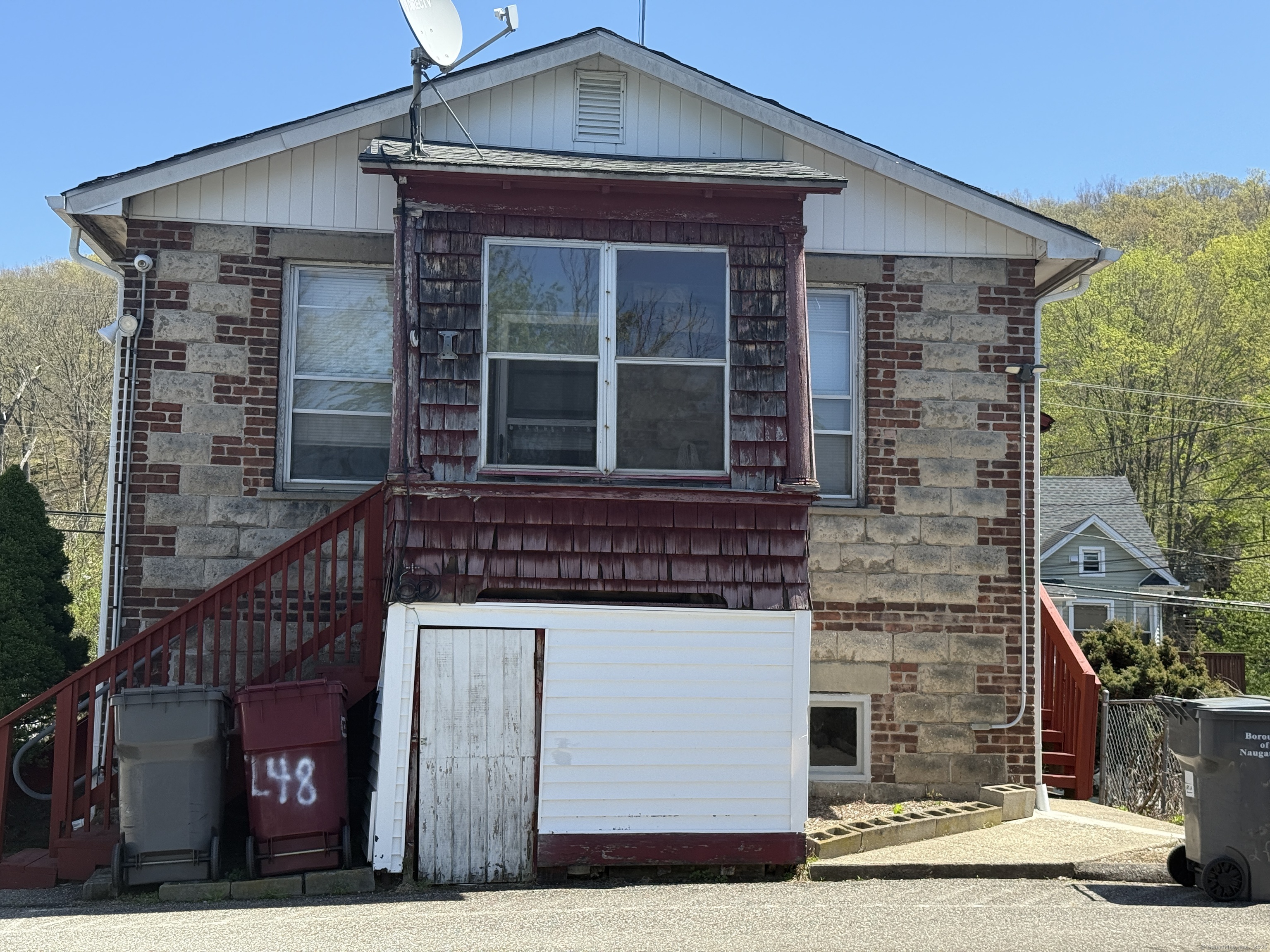 48 High, Naugatuck, Connecticut 06770