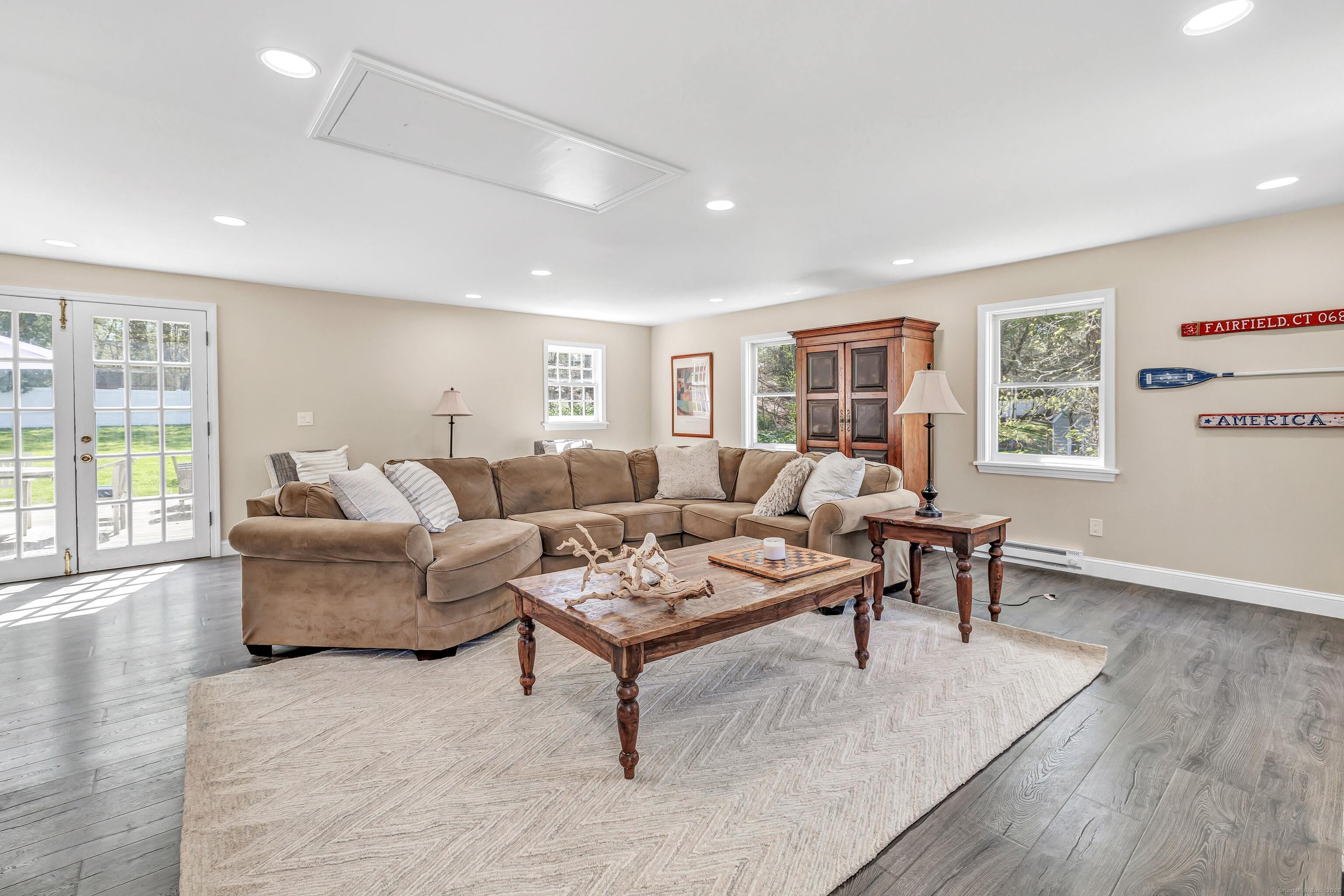 385 Brookside, Fairfield, Connecticut 06824