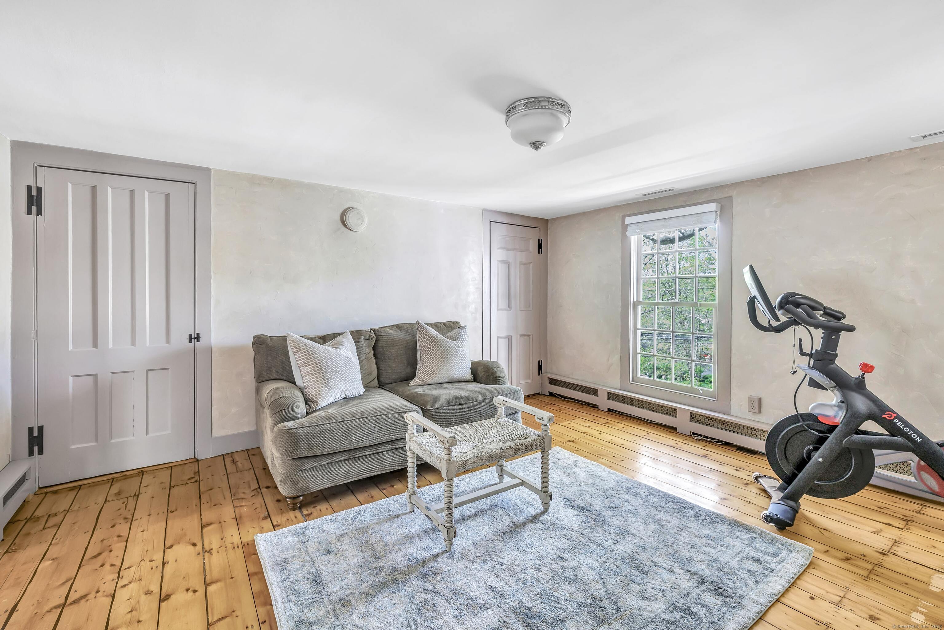 385 Brookside, Fairfield, Connecticut 06824