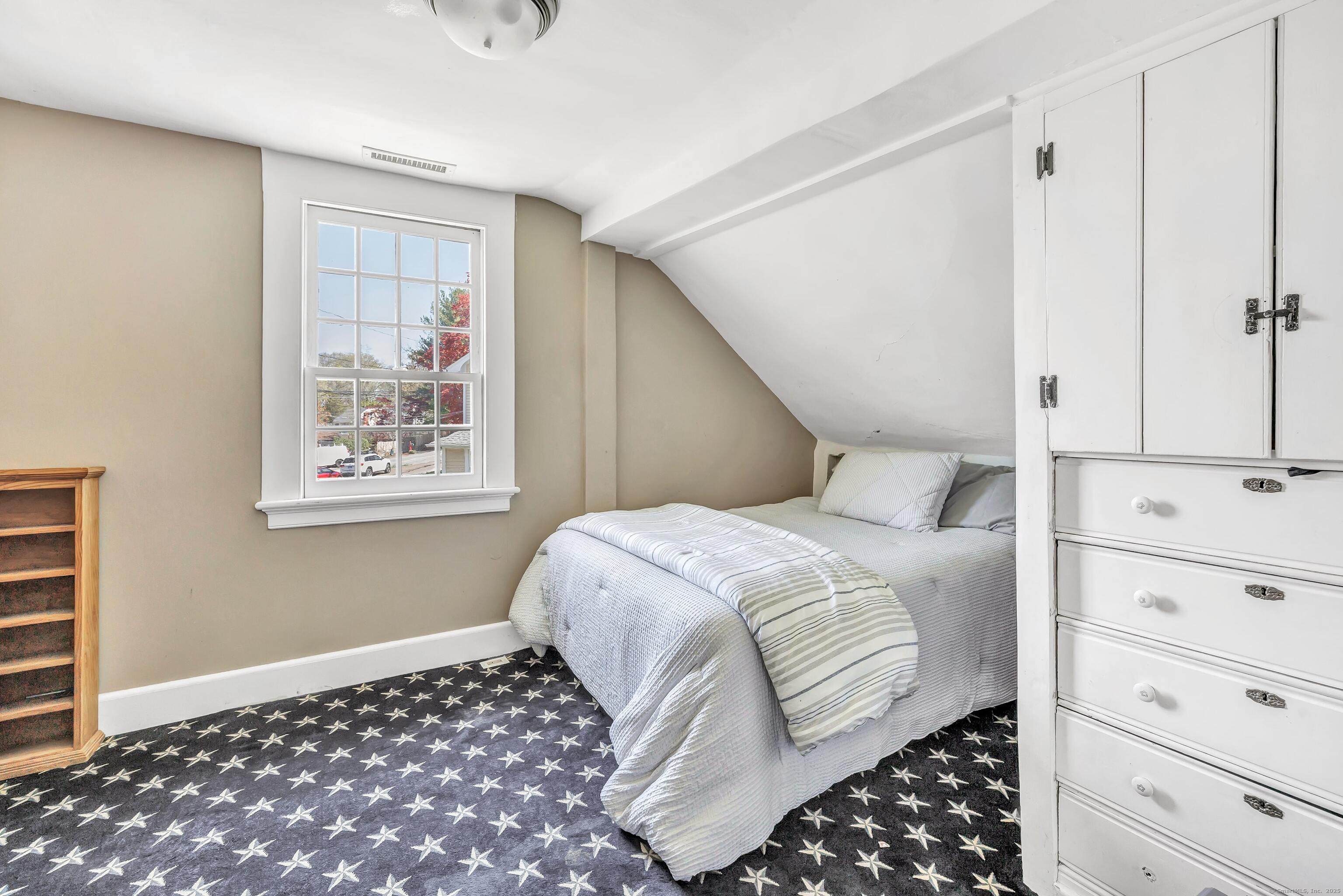 385 Brookside, Fairfield, Connecticut 06824