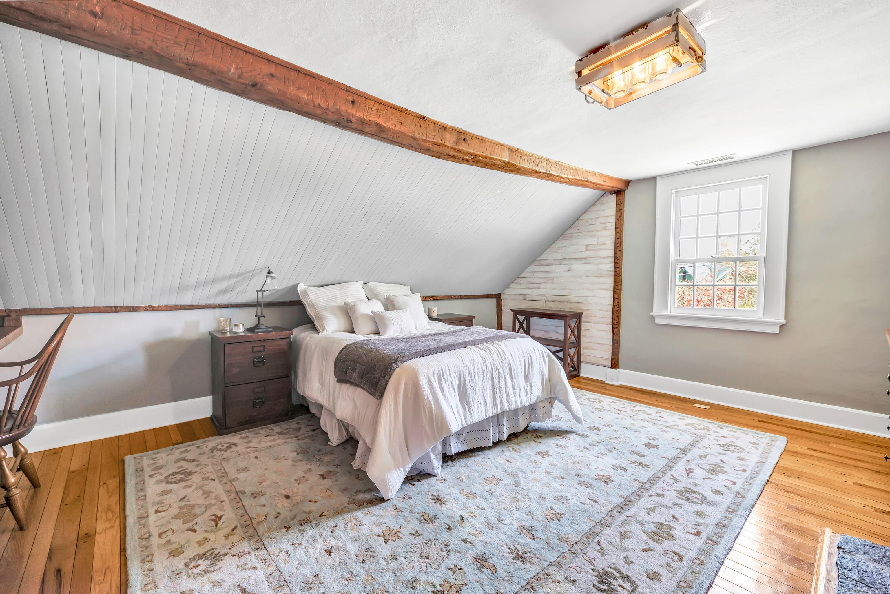 385 Brookside, Fairfield, Connecticut 06824