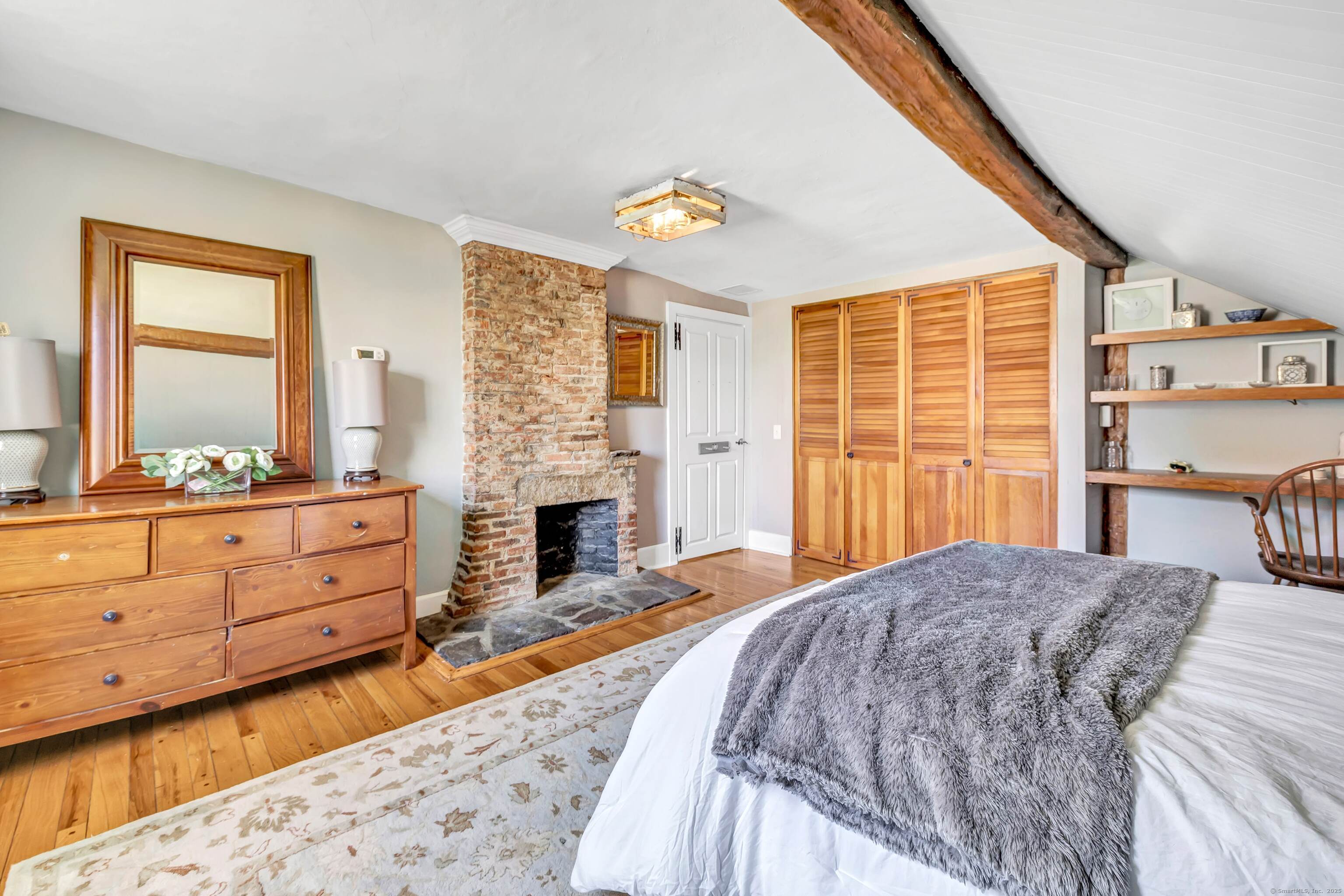 385 Brookside, Fairfield, Connecticut 06824