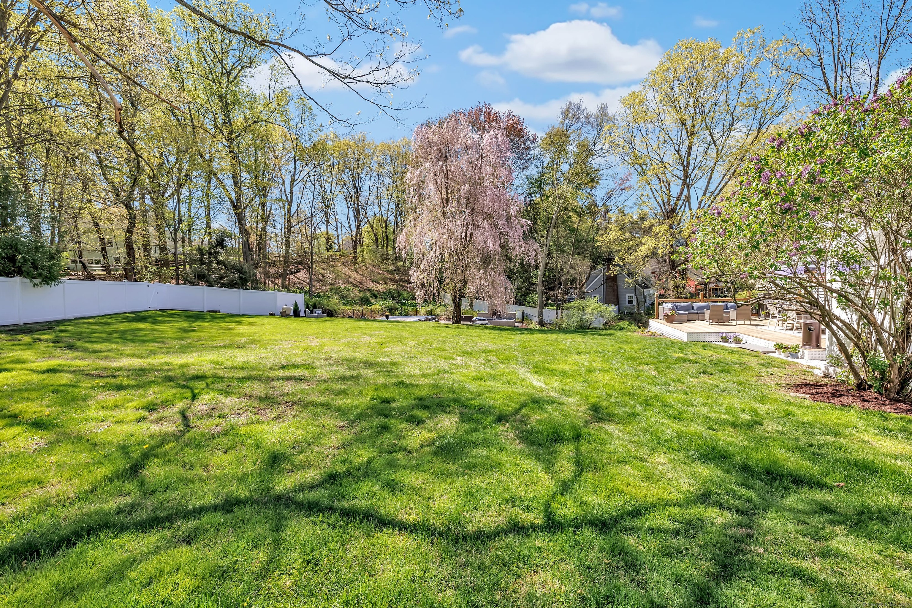 385 Brookside, Fairfield, Connecticut 06824