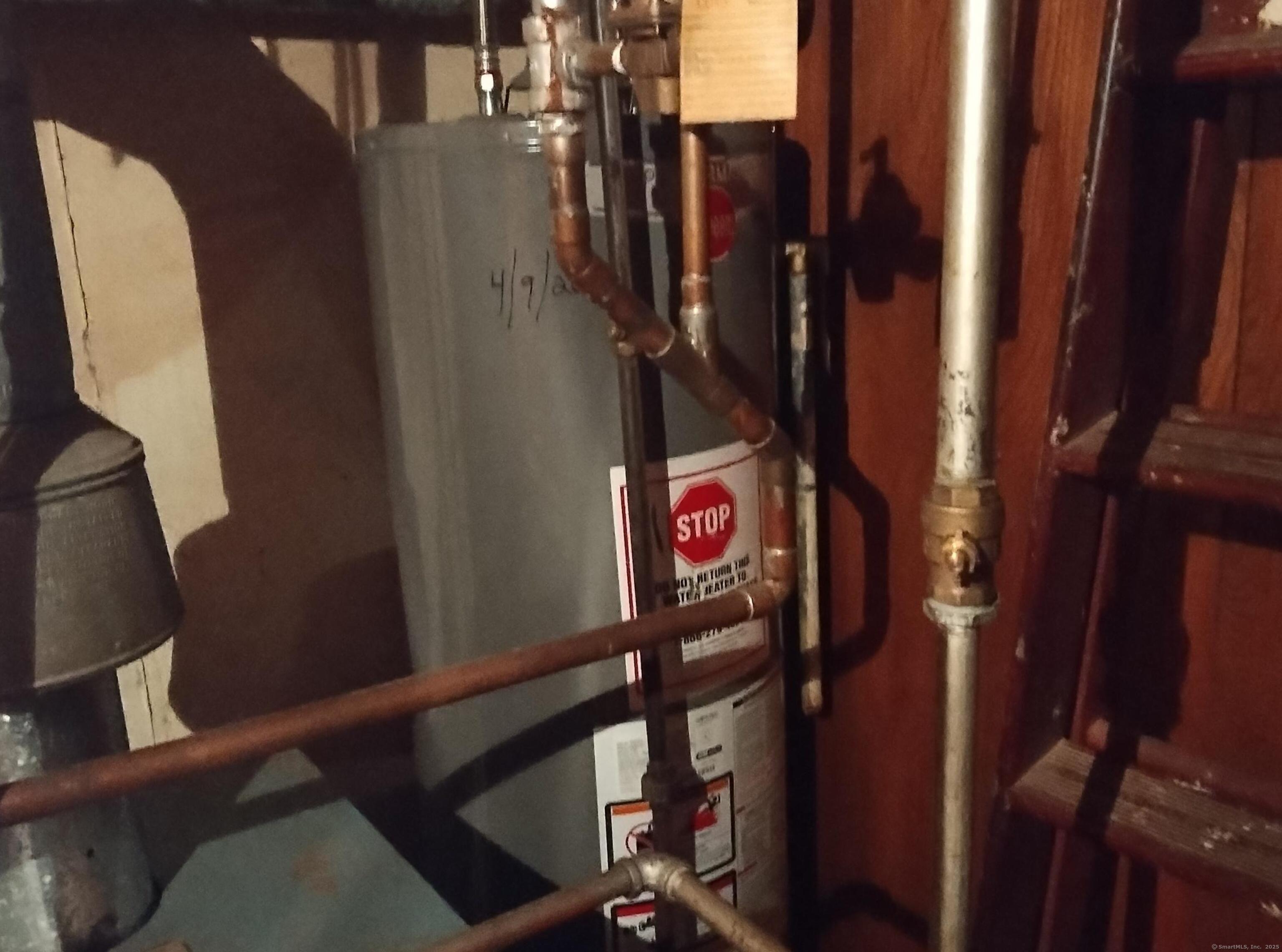 58 Auburn, Stratford, Connecticut 06614