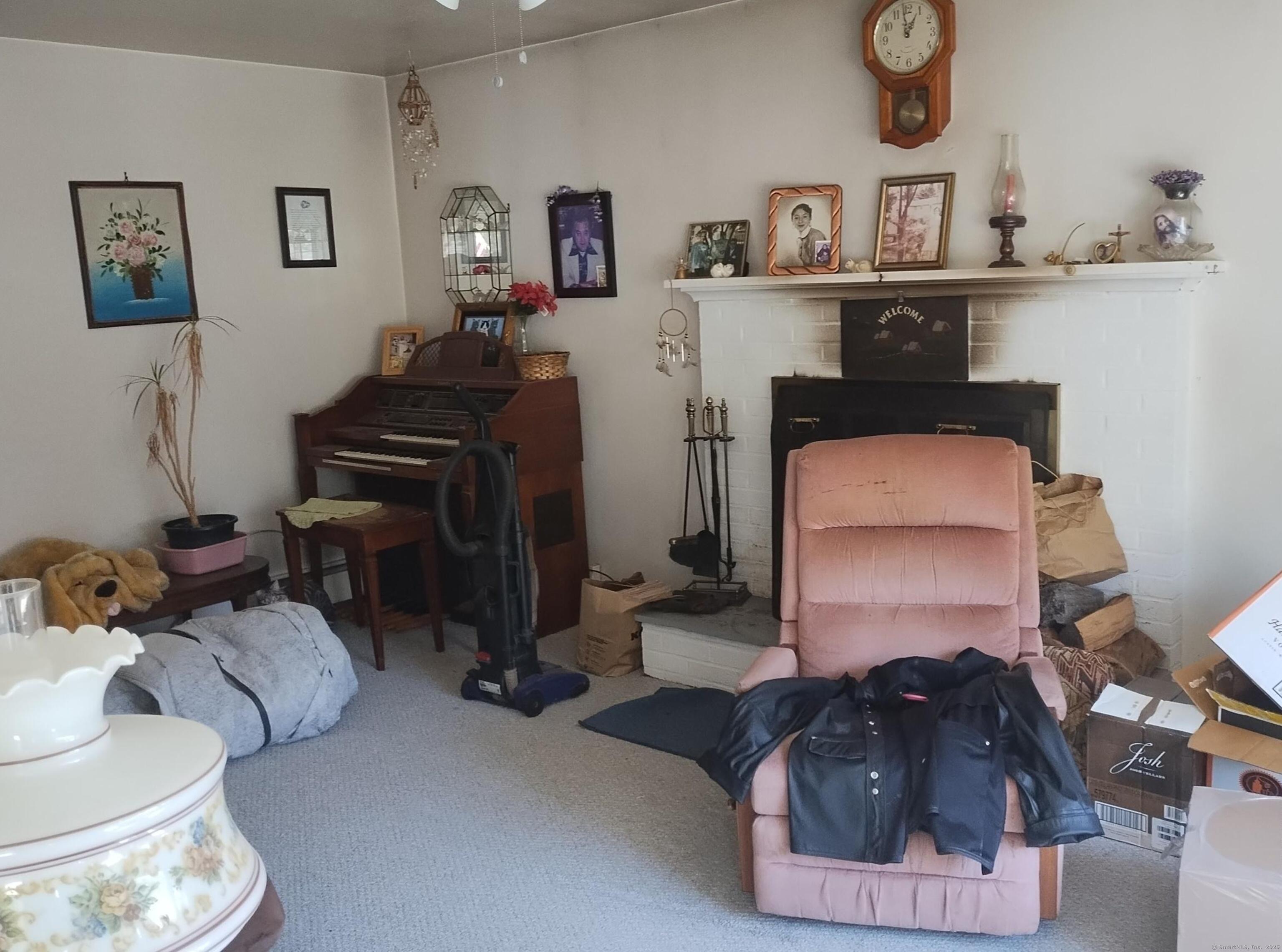 58 Auburn, Stratford, Connecticut 06614