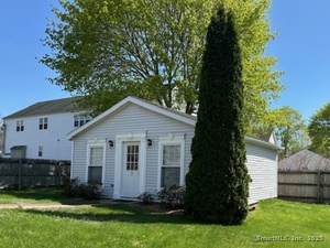 Homes for sale in Madison, CT | 126 Bradley Rd #3, Madison, CT 06443 | MLS# 24091955