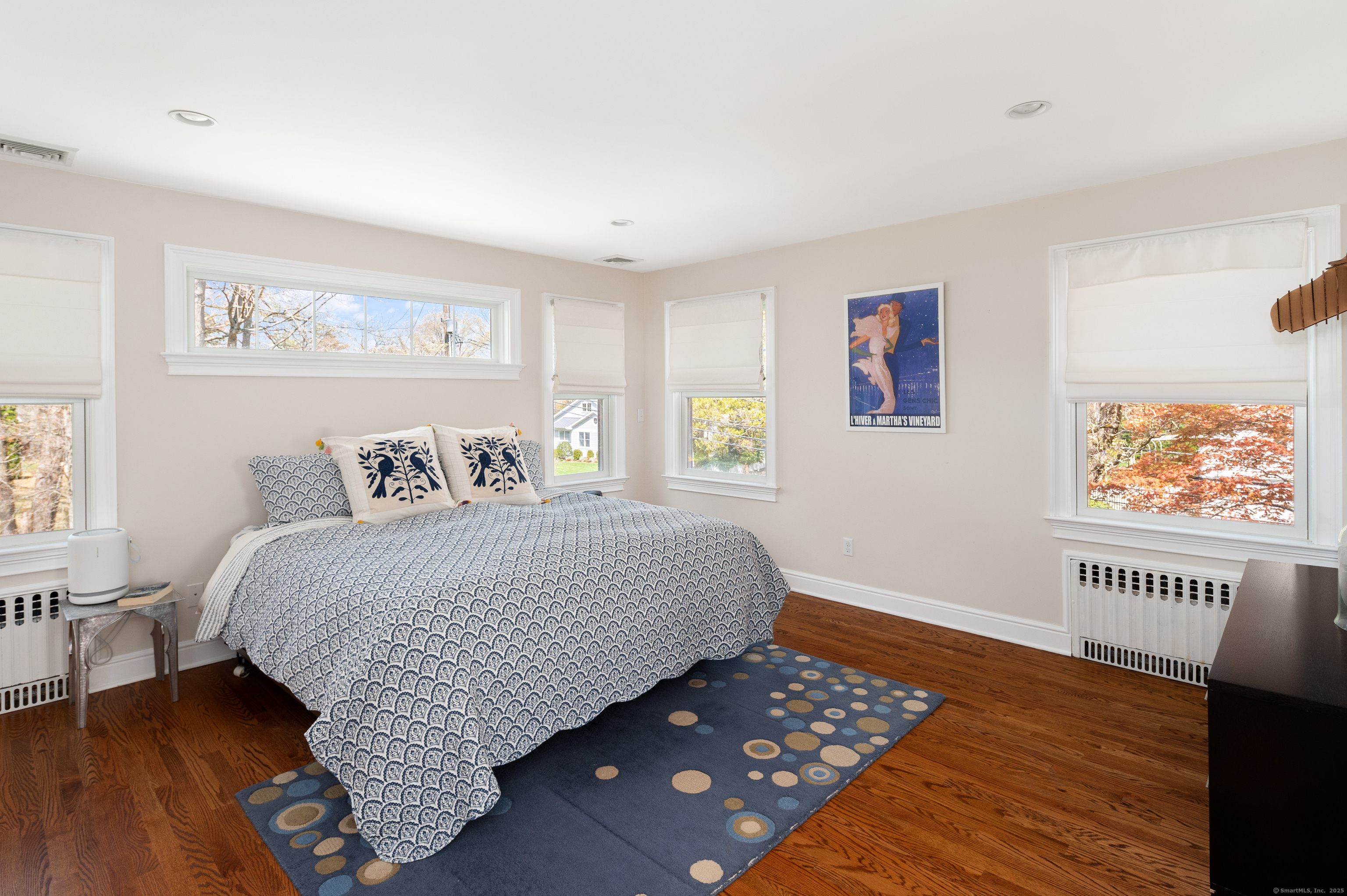 2 Lakeview, Greenwich, Connecticut 06878