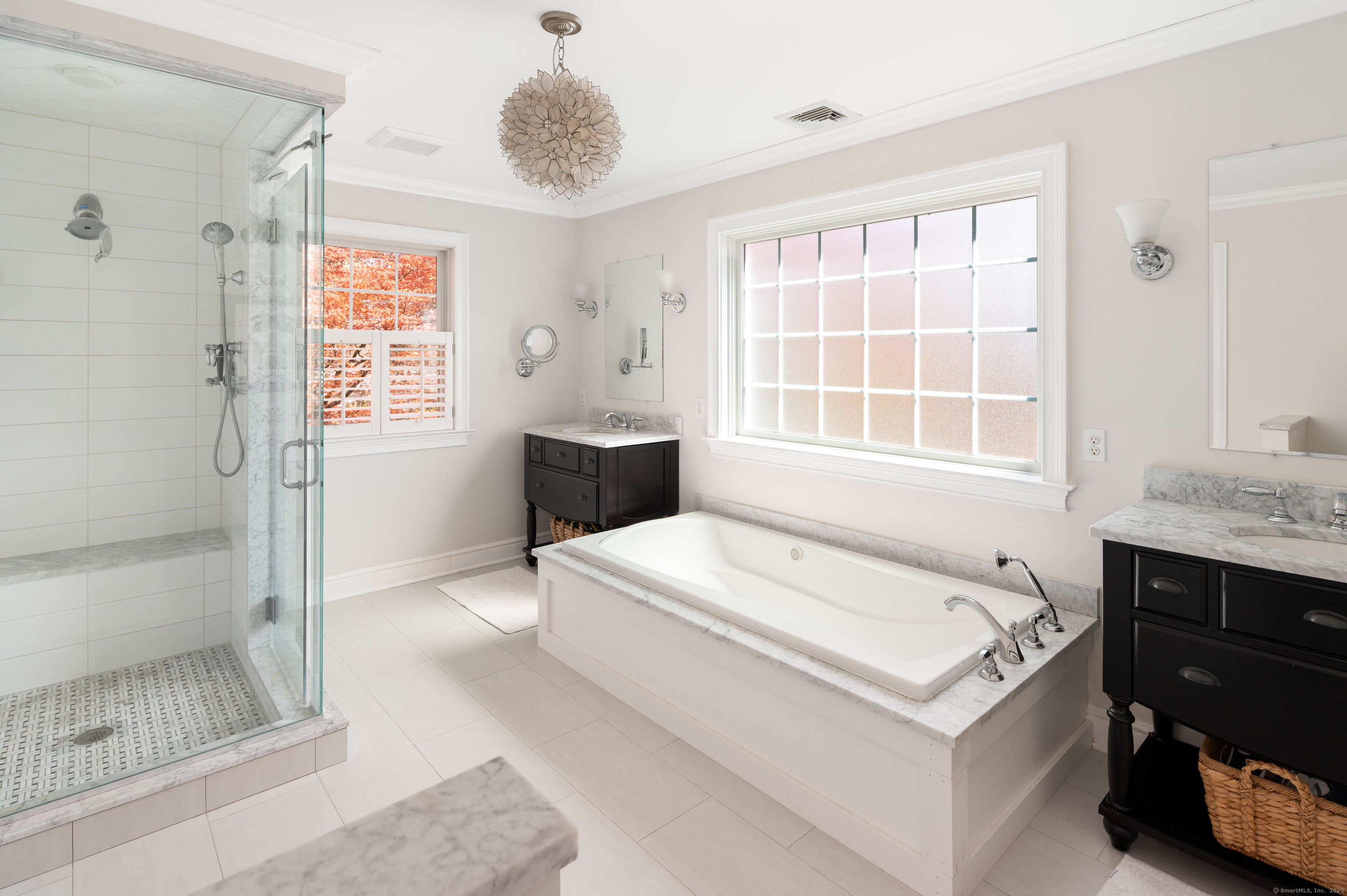 2 Lakeview, Greenwich, Connecticut 06878
