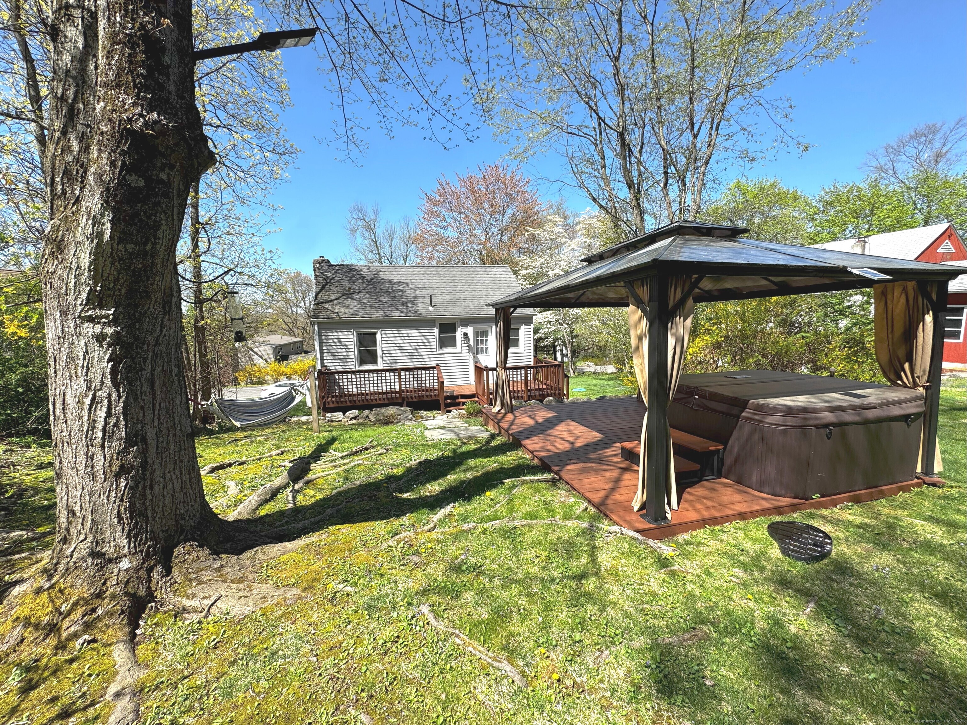 6 Fulton, New Fairfield, Connecticut 06812