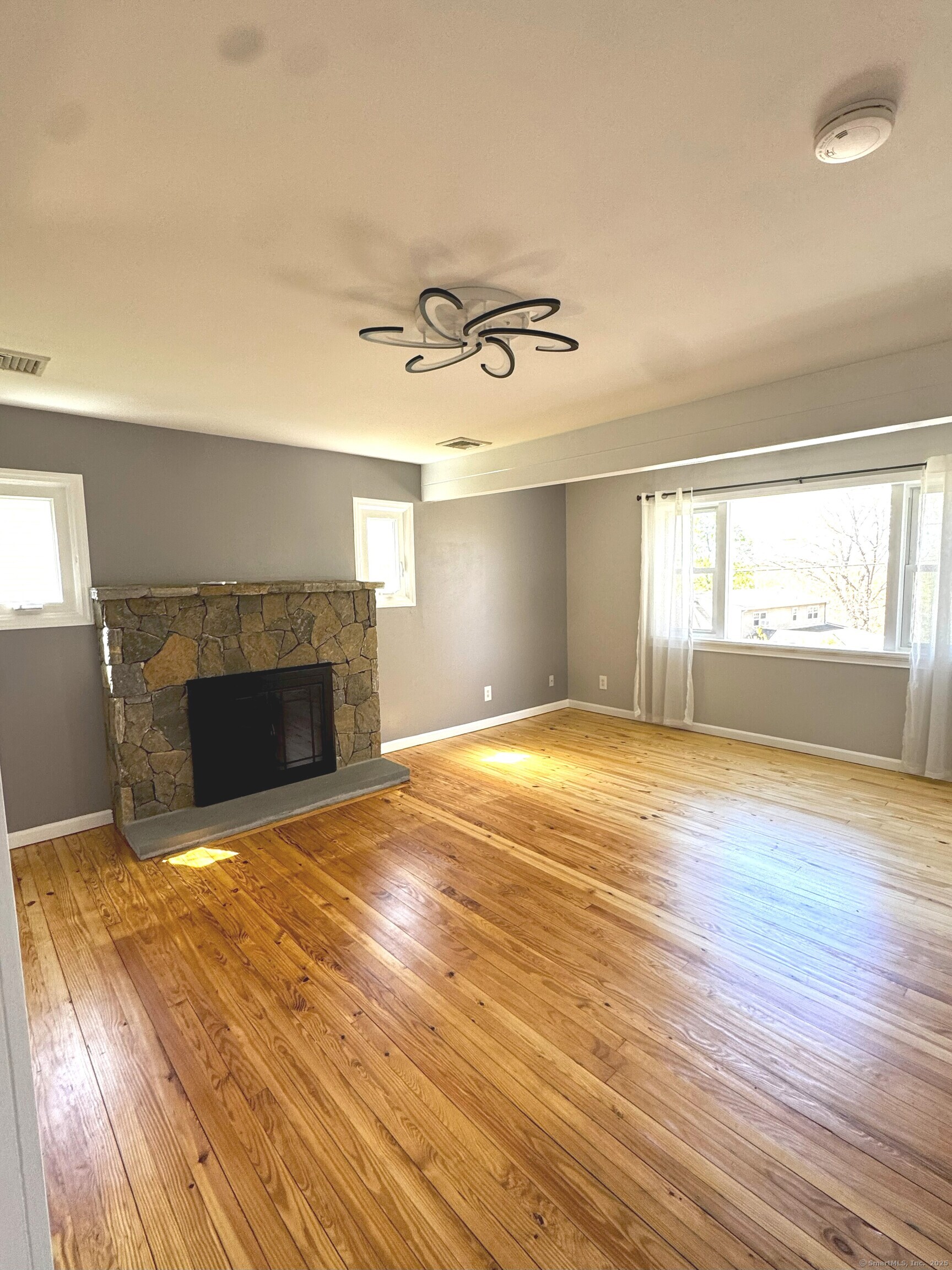 6 Fulton, New Fairfield, Connecticut 06812