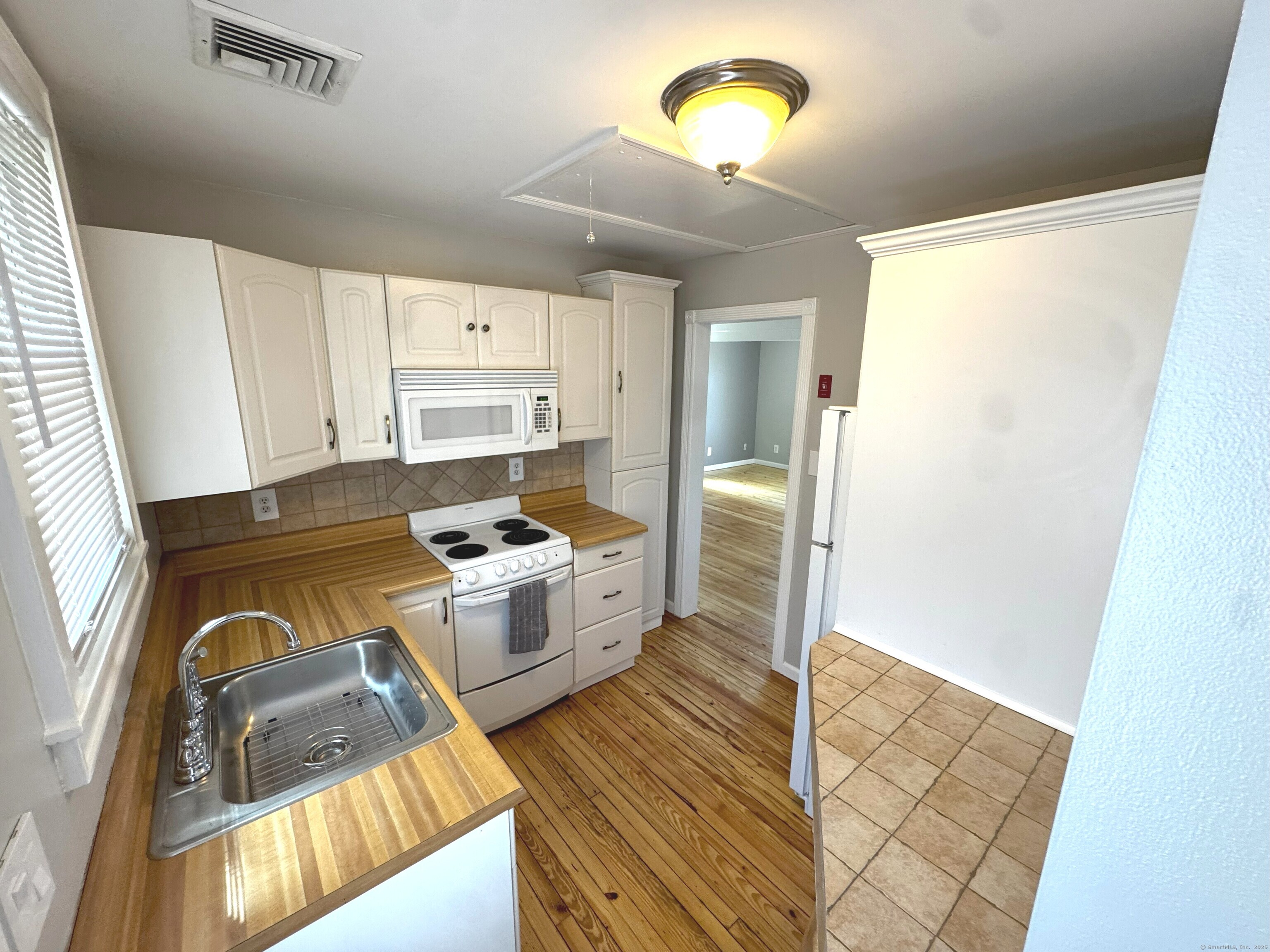 6 Fulton, New Fairfield, Connecticut 06812