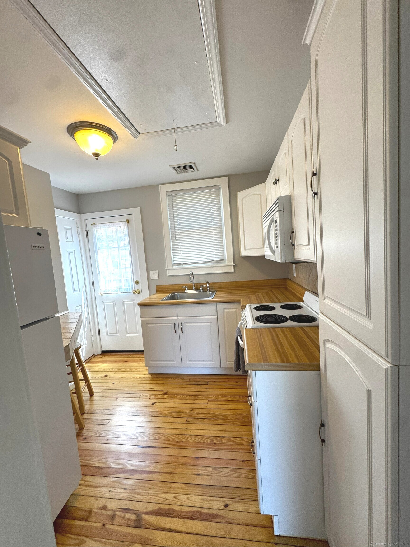 6 Fulton, New Fairfield, Connecticut 06812