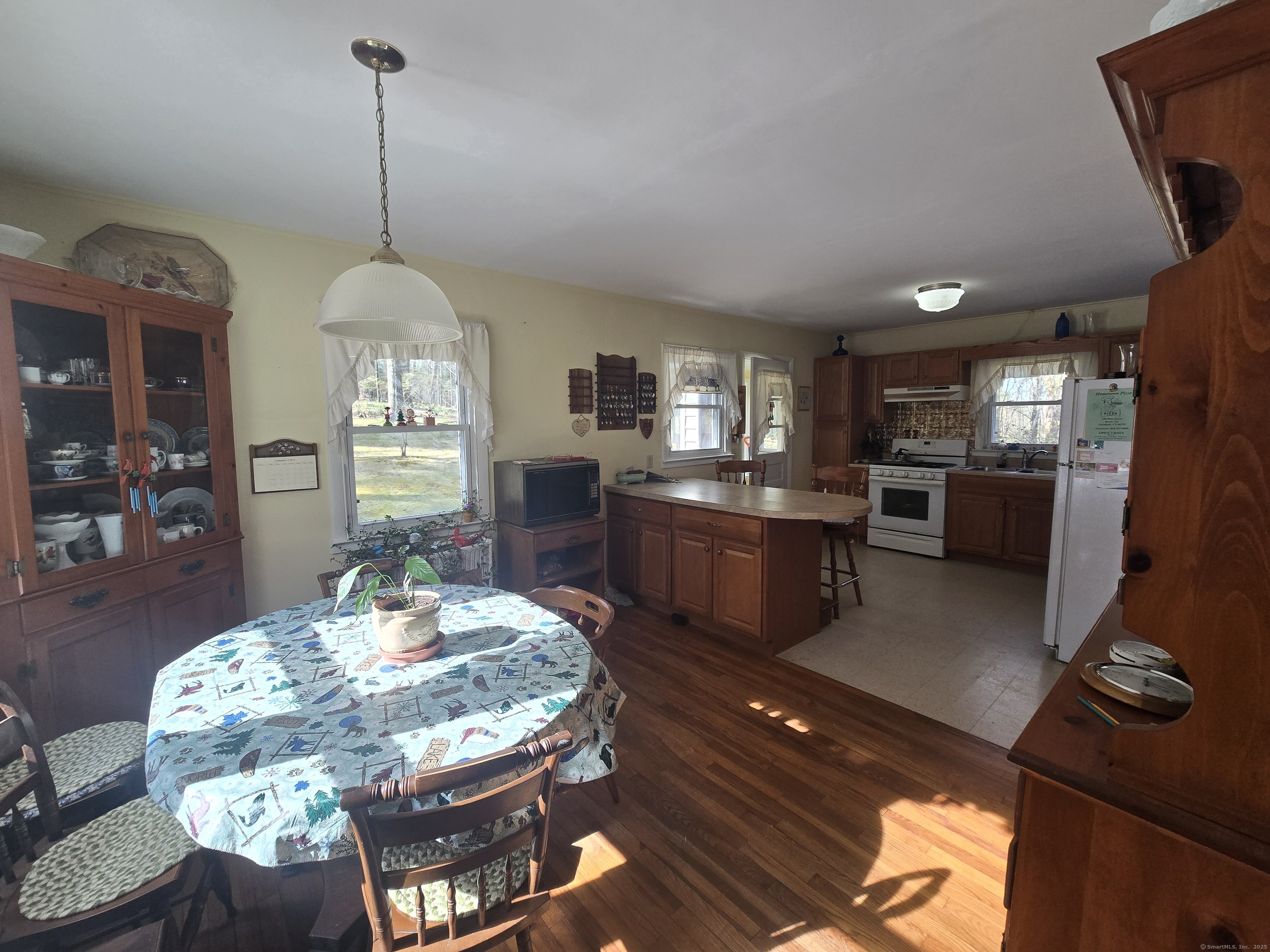 120 Roosevelt Avenue, Litchfield, Connecticut 06750