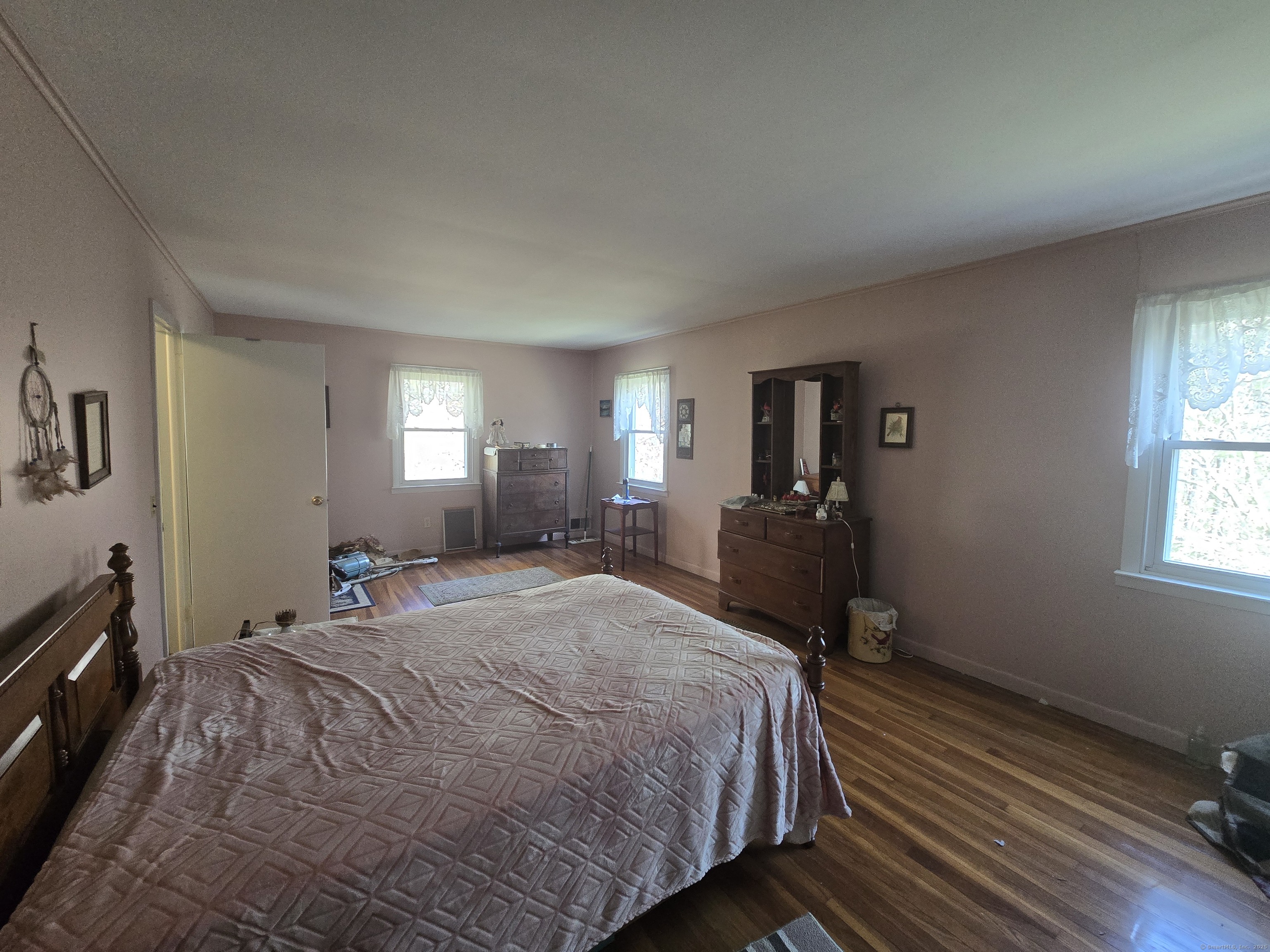 120 Roosevelt Avenue, Litchfield, Connecticut 06750
