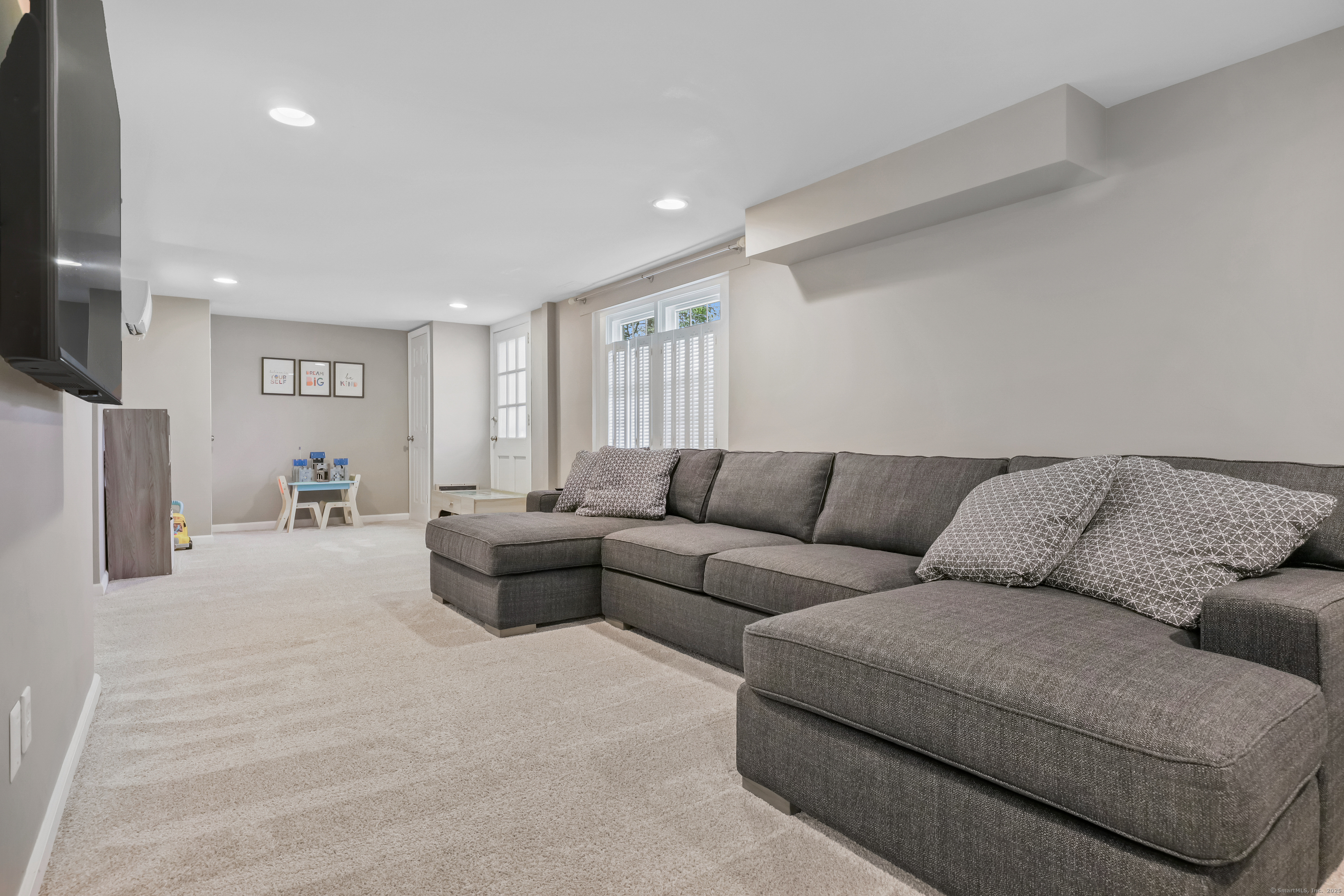 4 Duffys, Darien, Connecticut 06820