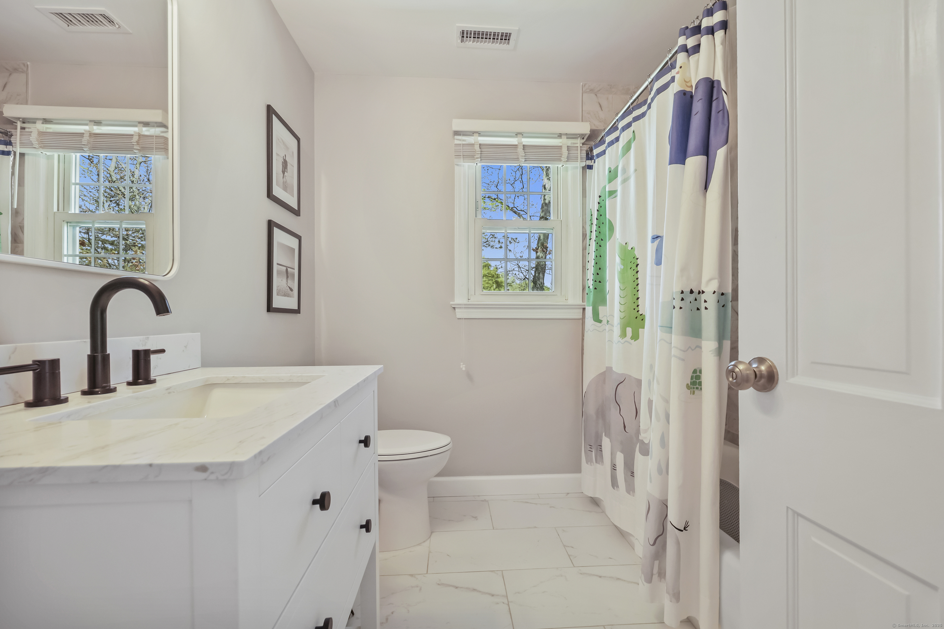 4 Duffys, Darien, Connecticut 06820