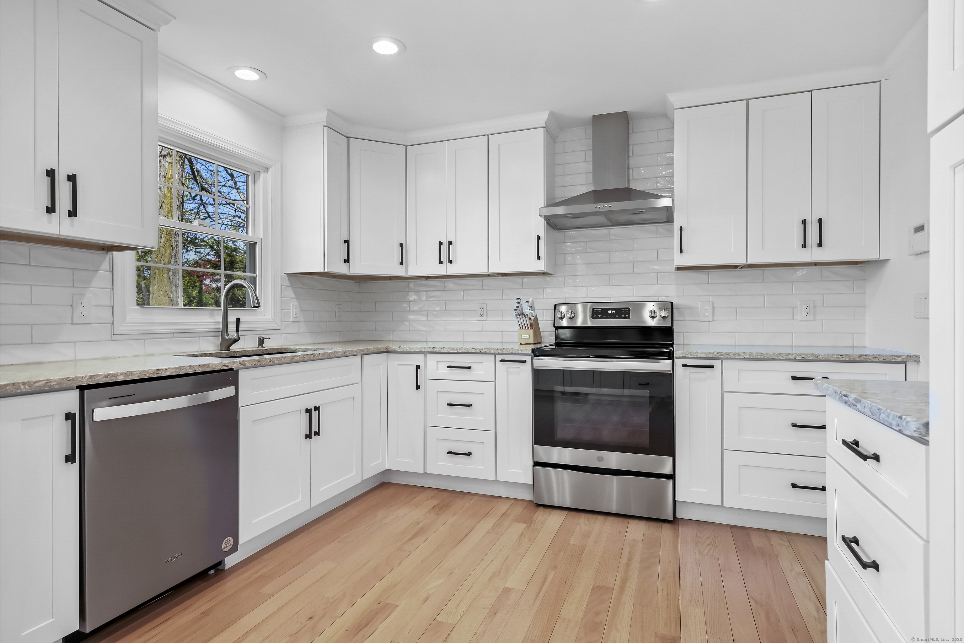 4 Duffys, Darien, Connecticut 06820