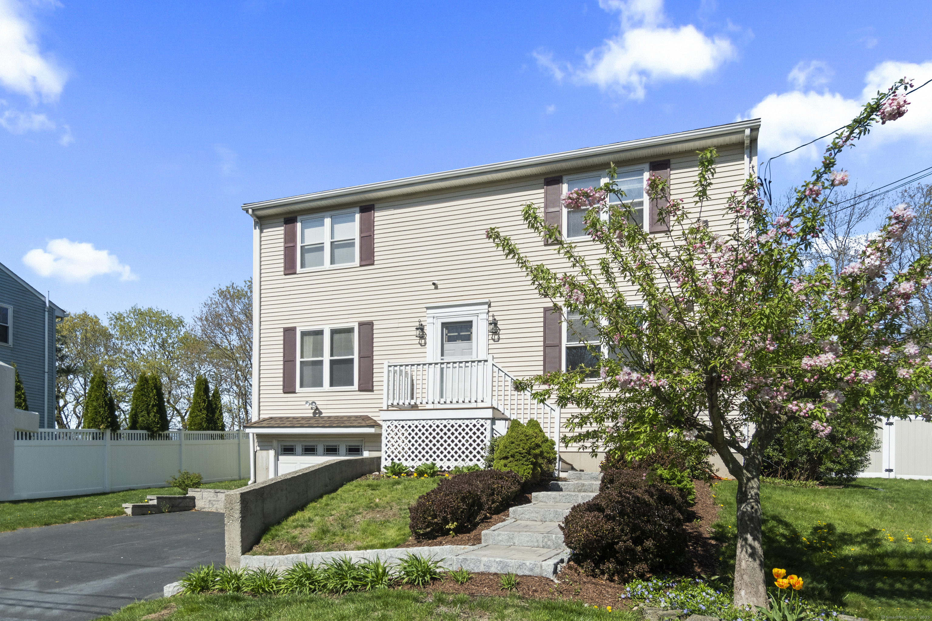 5 Ridge, Shelton, Connecticut 06484