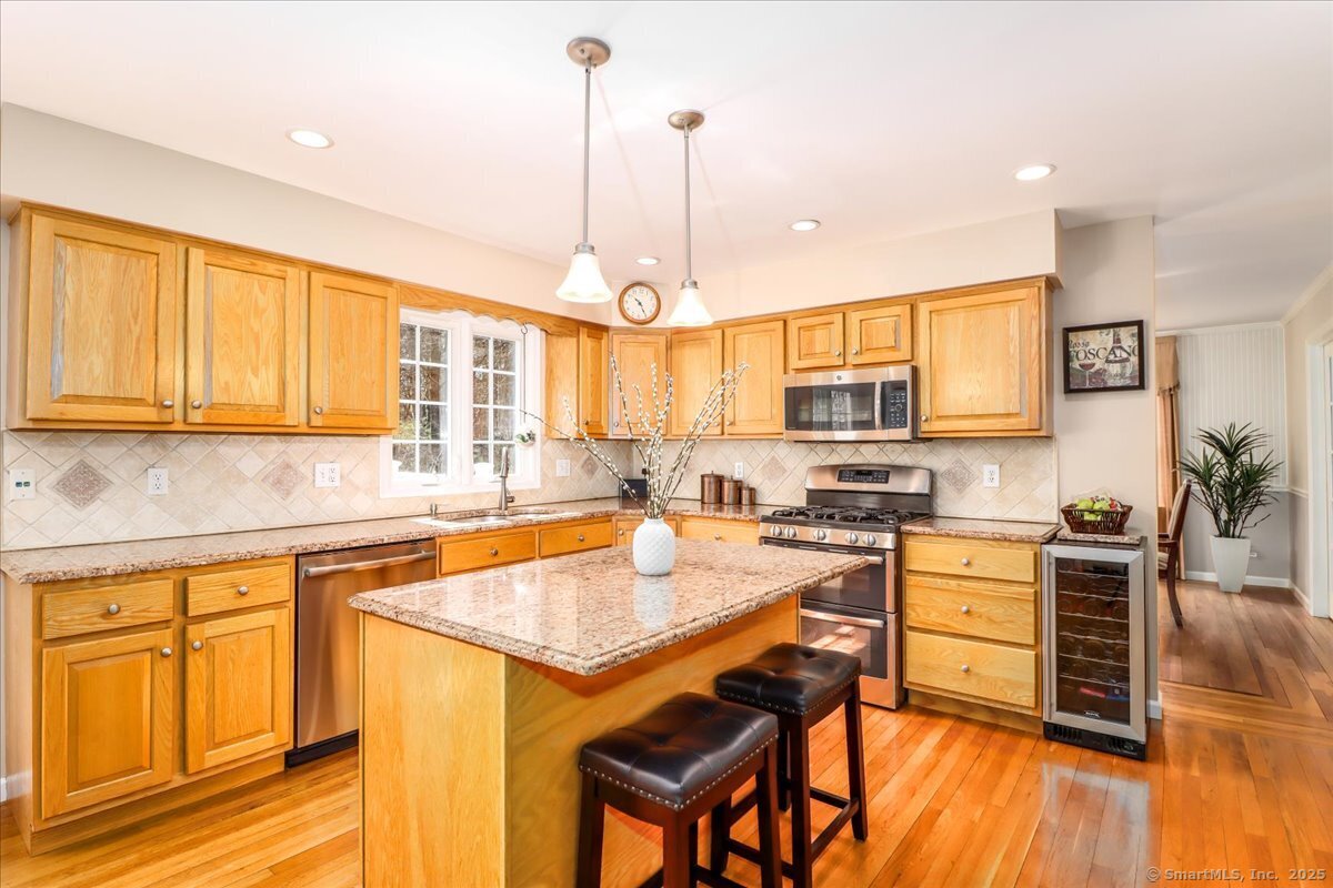 8 Winston, New Milford, Connecticut 06776